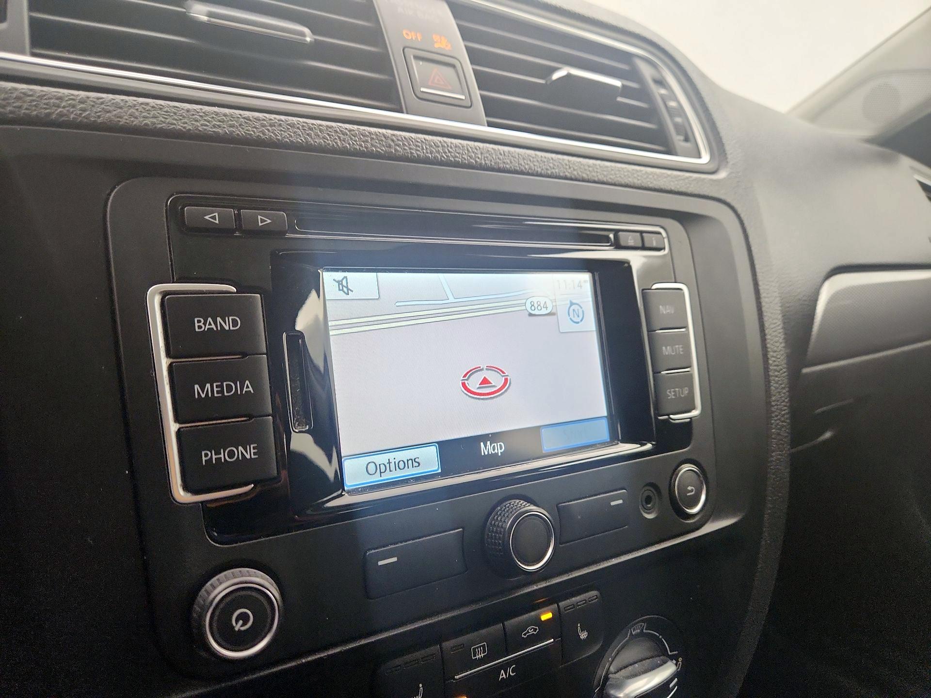 Thumbnail: 2015 Volkswagen Jetta - 14