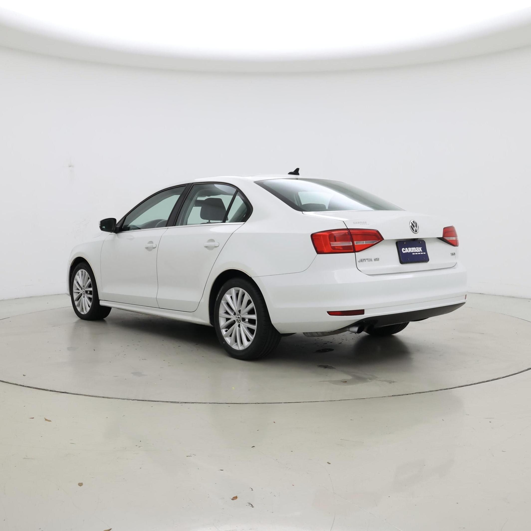 Thumbnail: 2015 Volkswagen Jetta - 2