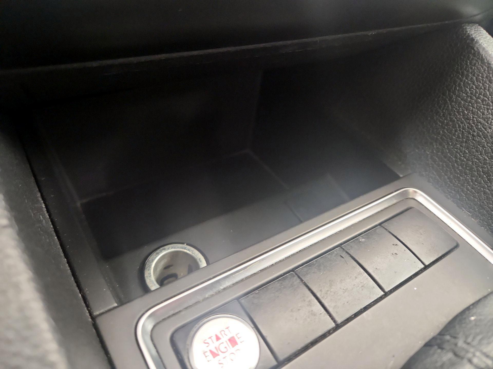 Thumbnail: 2015 Volkswagen Jetta - 19