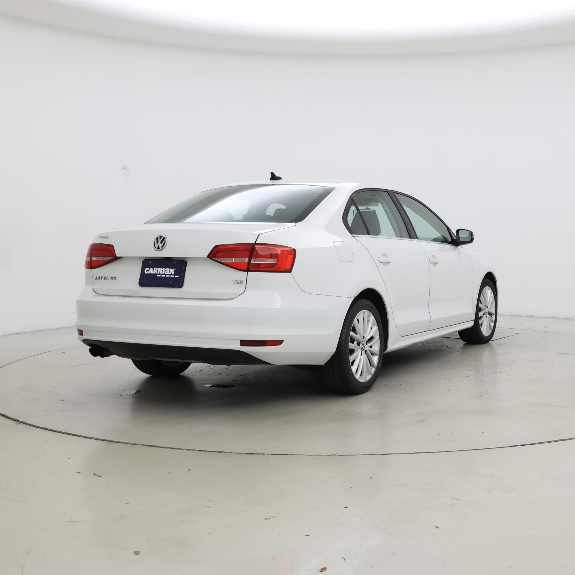 Thumbnail: 2015 Volkswagen Jetta - 8