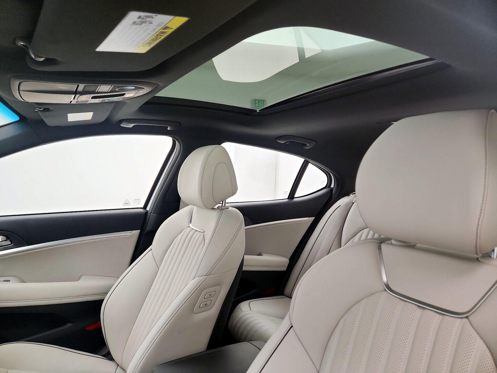 Thumbnail: 2025 Genesis G70 - 19