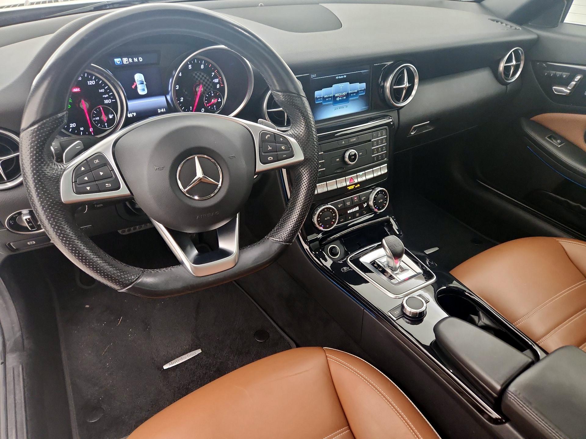 Thumbnail: 2020 Mercedes-Benz SLC - 9