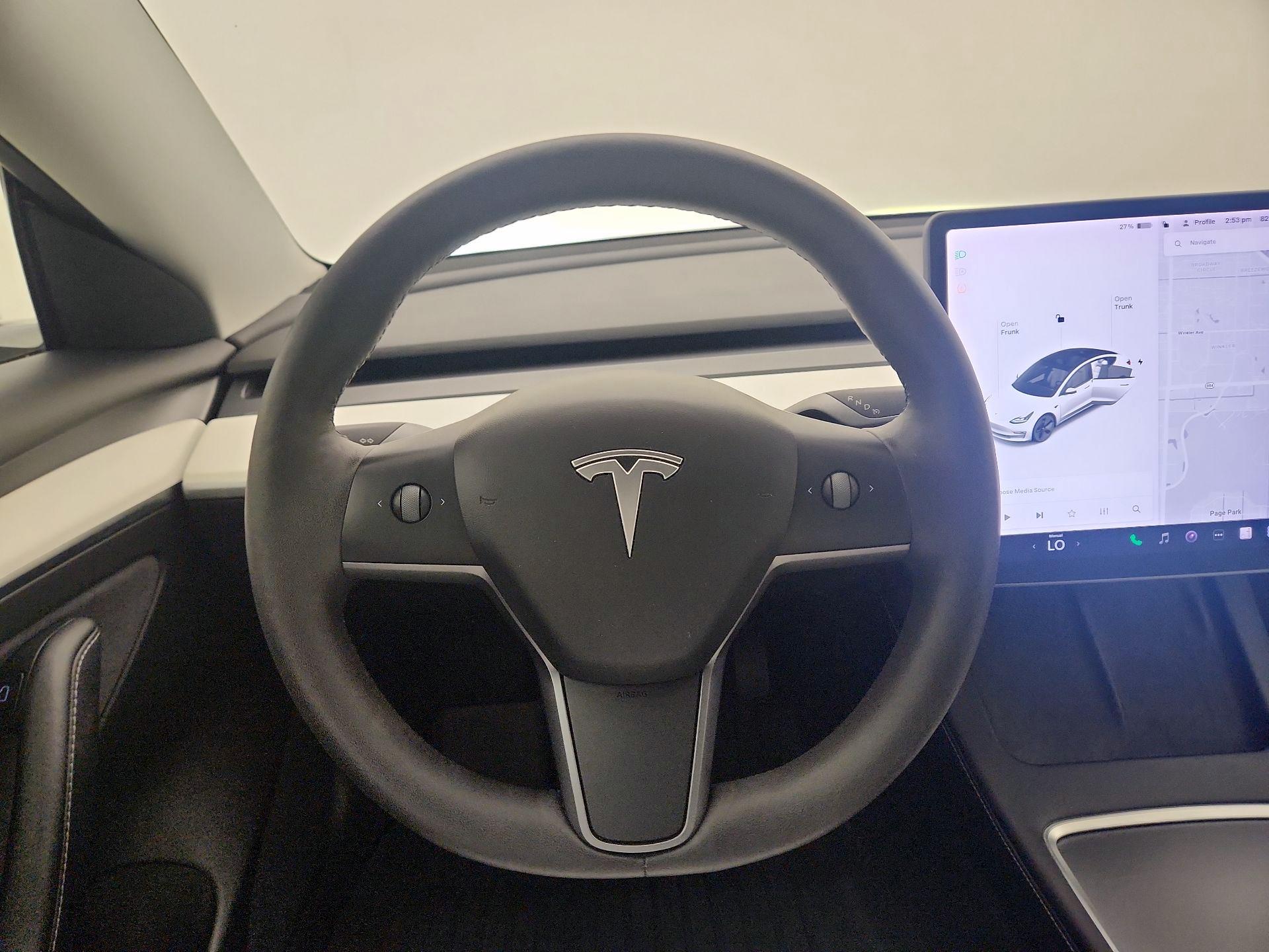 Thumbnail: 2021 Tesla Model 3 - 10