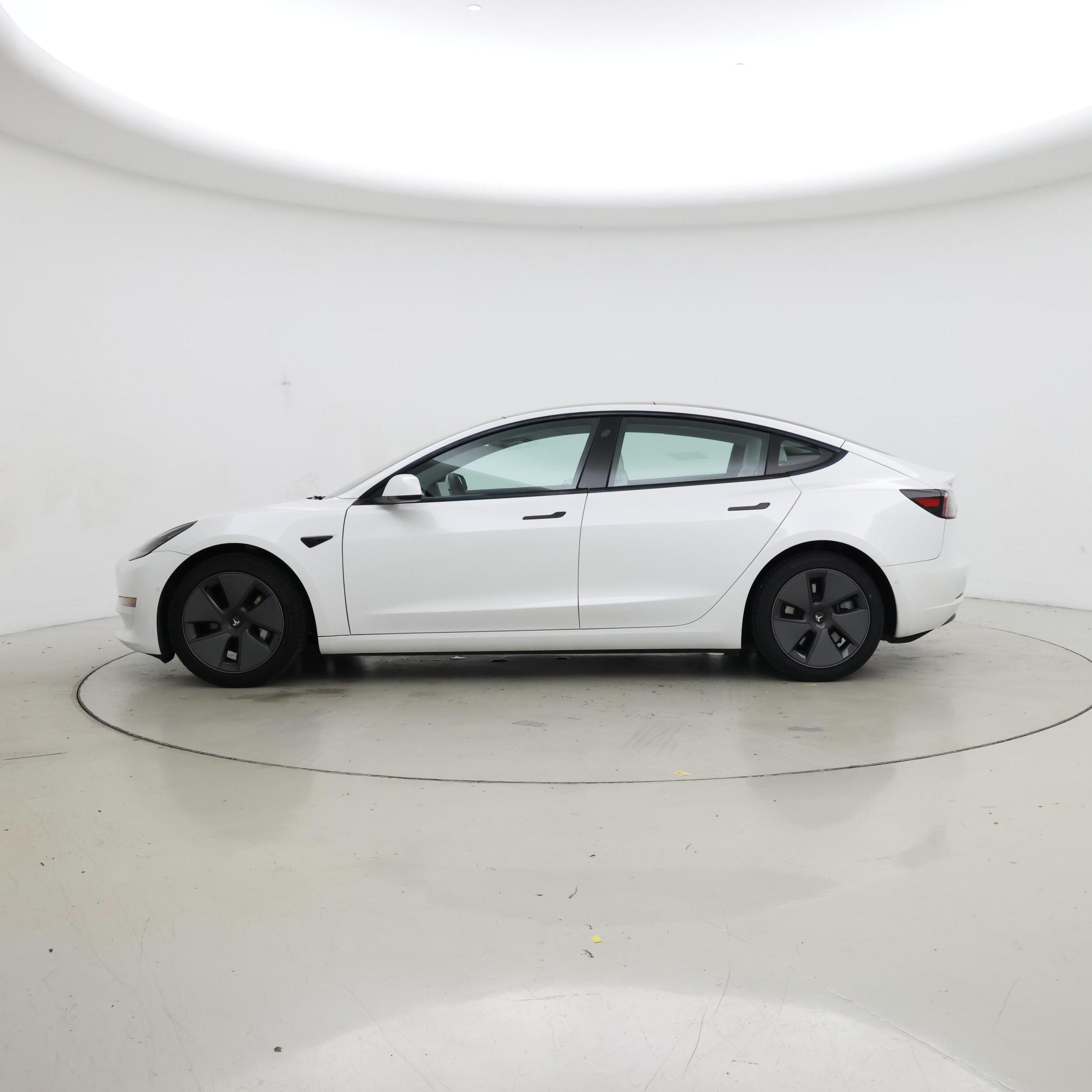 Thumbnail: 2021 Tesla Model 3 - 3