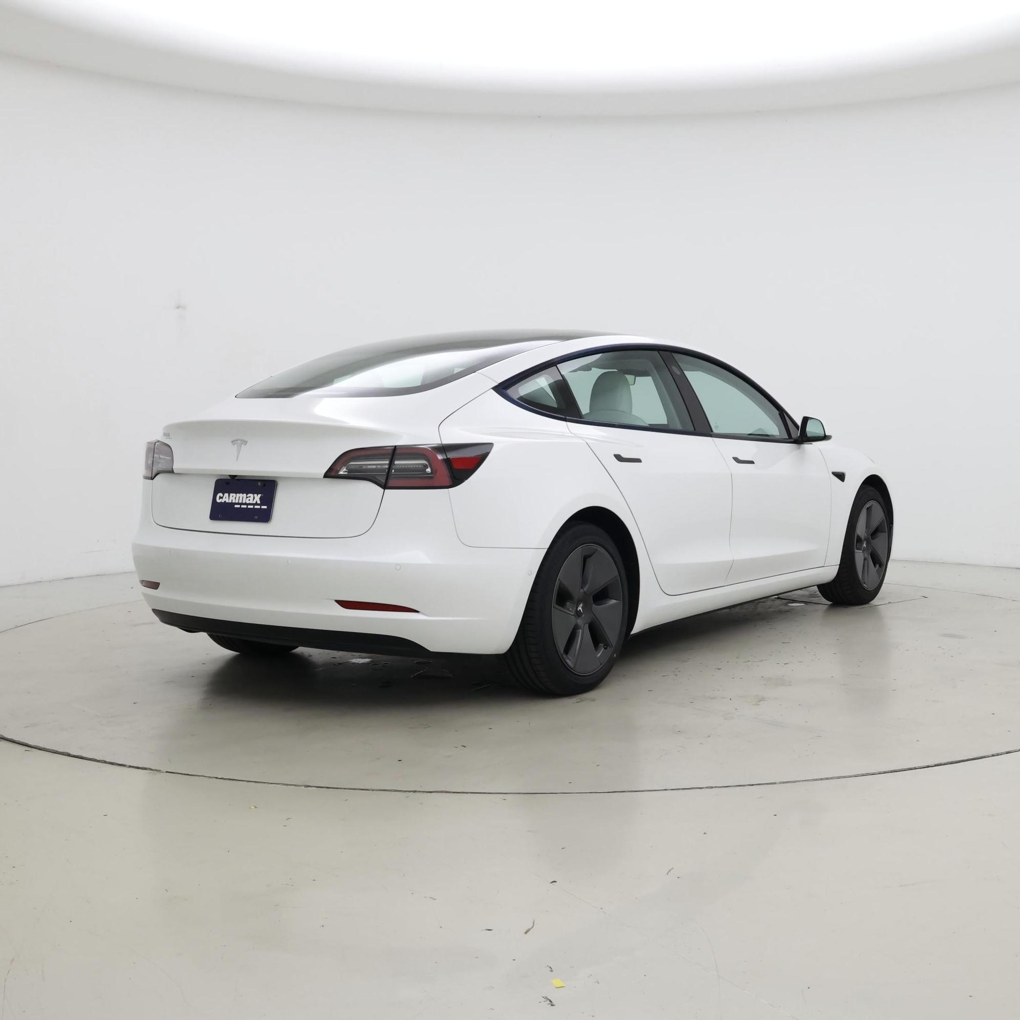 Thumbnail: 2021 Tesla Model 3 - 8