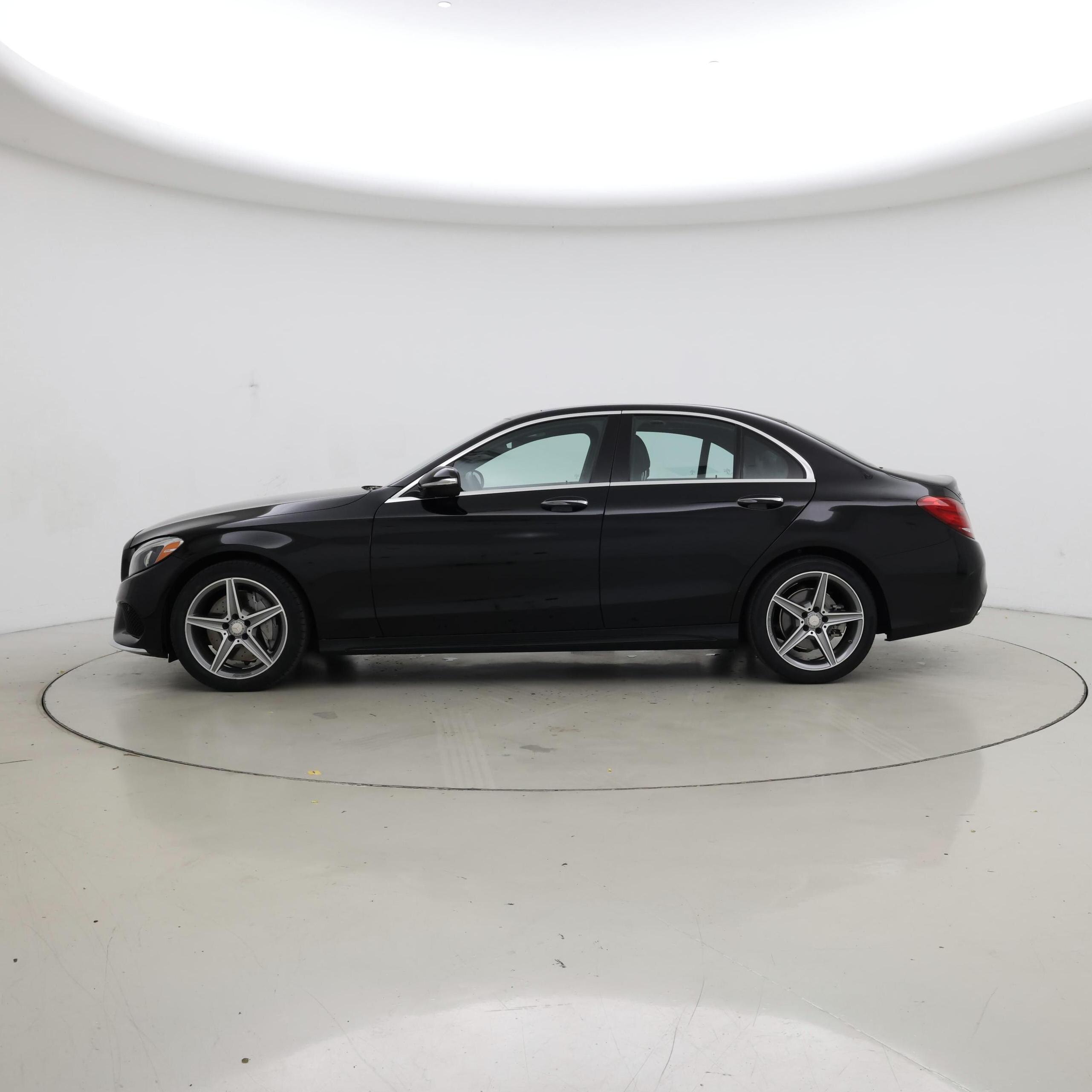 Thumbnail: 2015 Mercedes-Benz C-Class - 3
