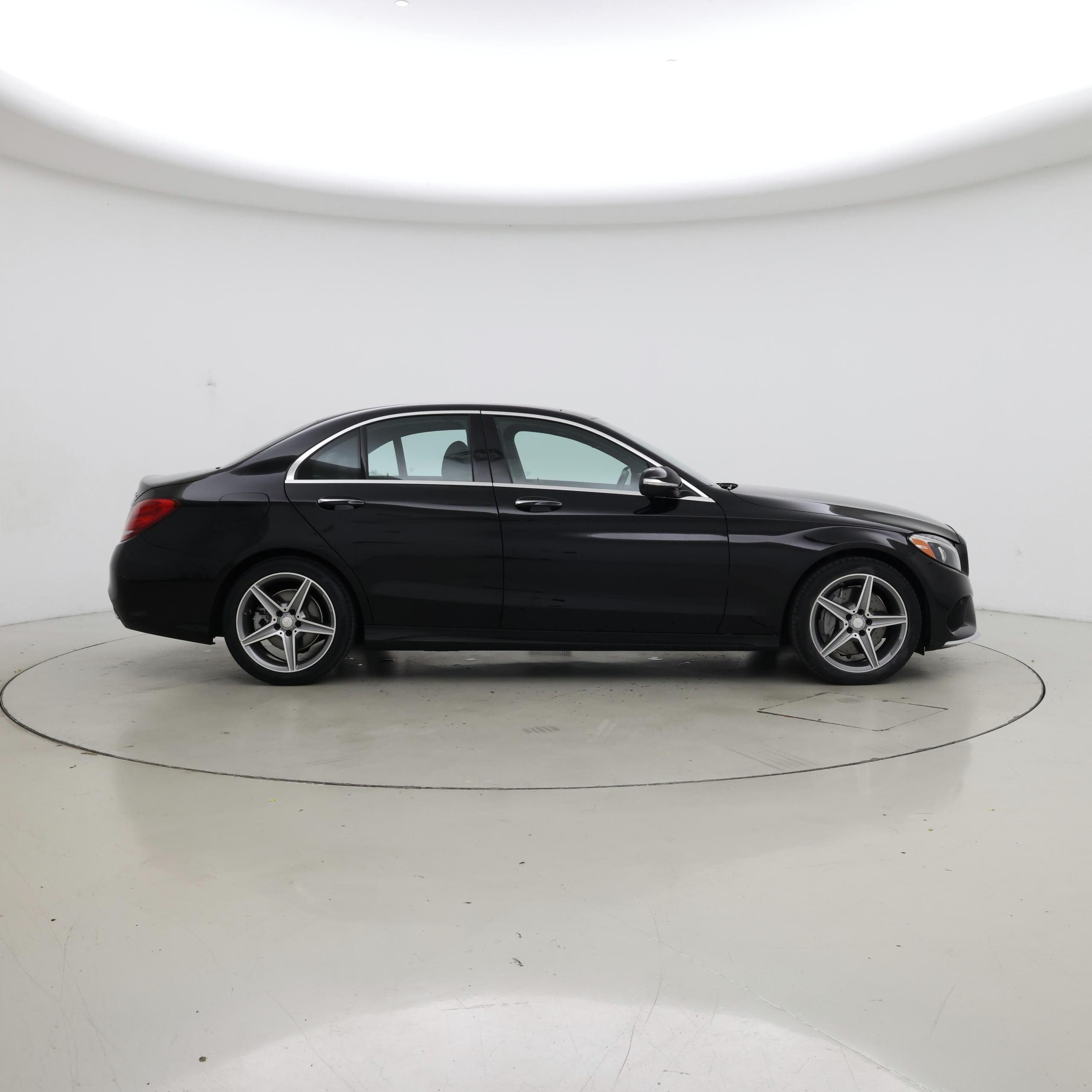 Thumbnail: 2015 Mercedes-Benz C-Class - 7