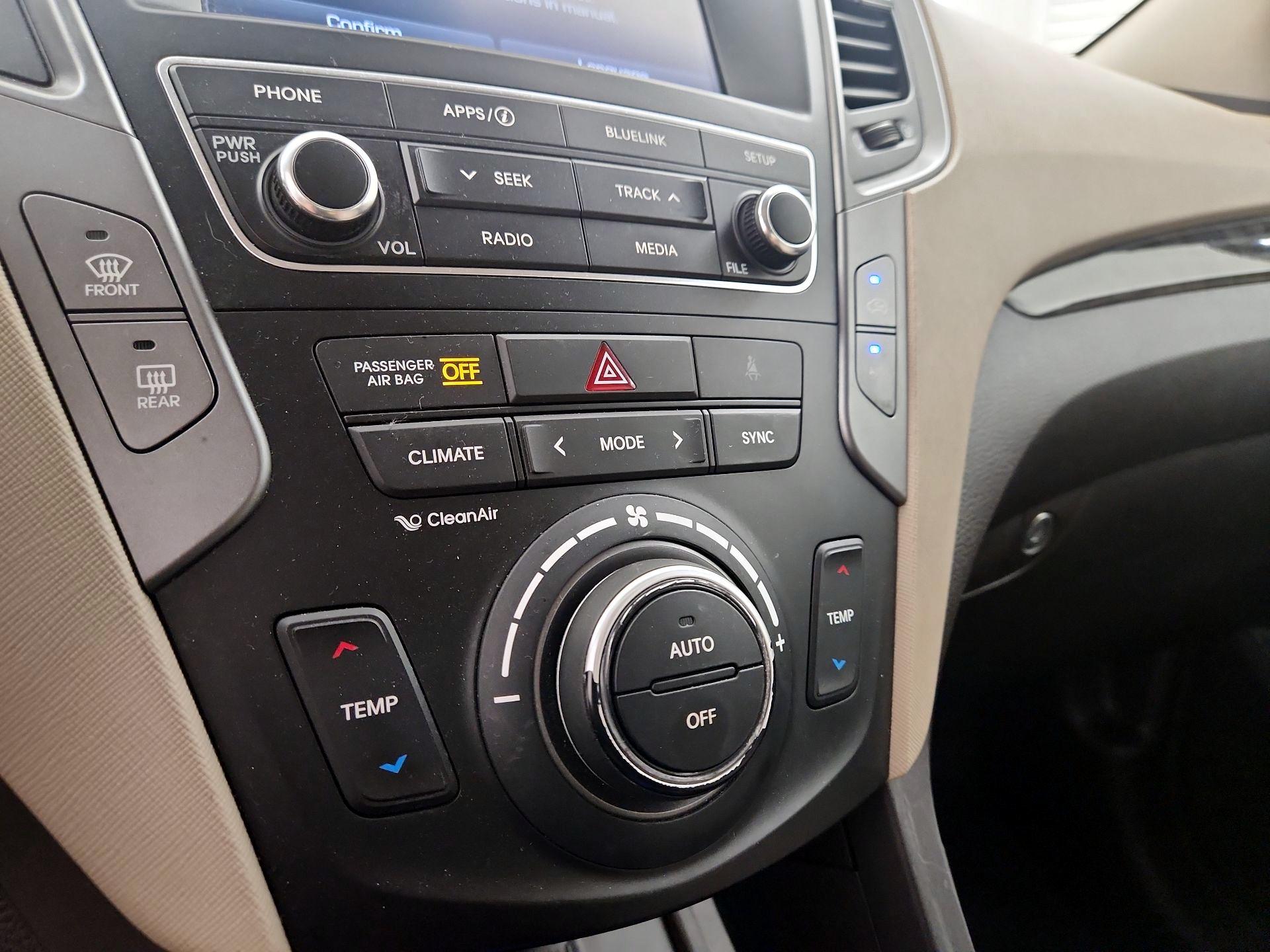 Thumbnail: 2017 Hyundai Santa Fe - 16