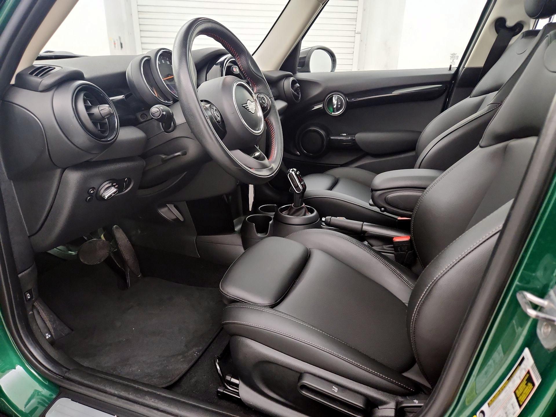 Thumbnail: 2020 MINI Cooper Hardtop - 11