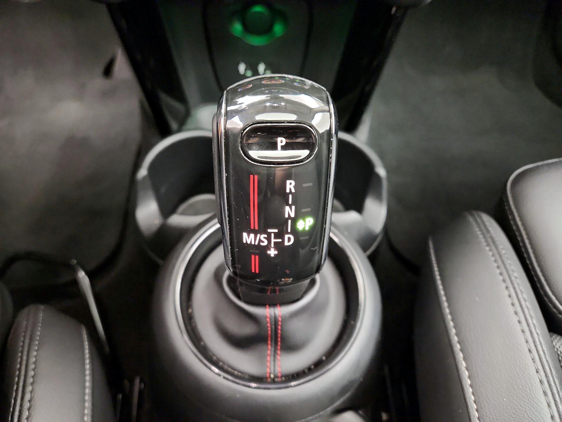 Thumbnail: 2020 MINI Cooper Hardtop - 18