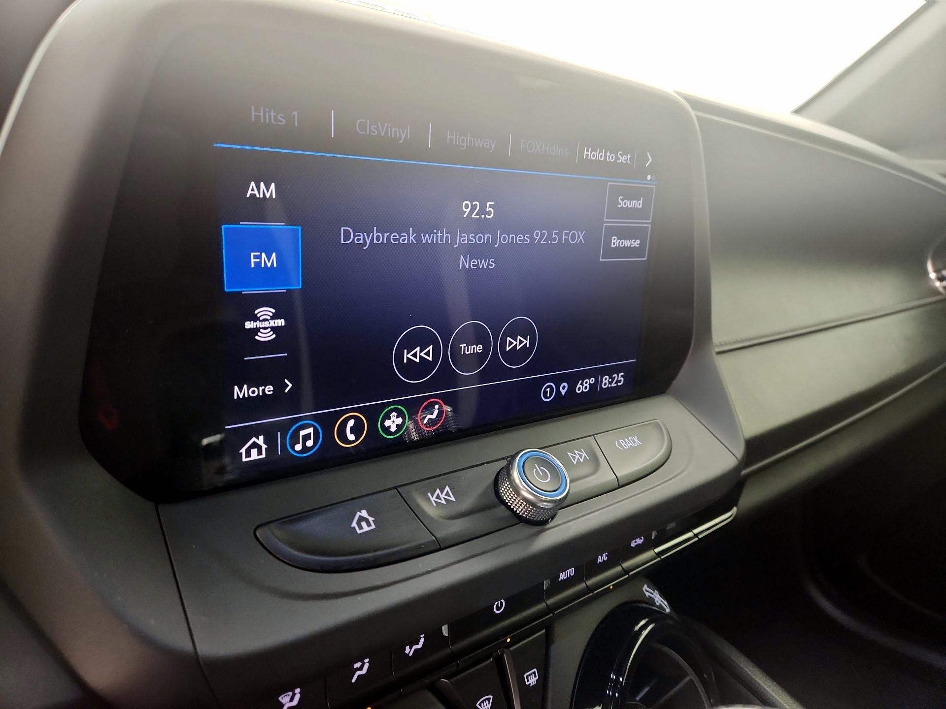 Thumbnail: 2021 Chevrolet Camaro - 14