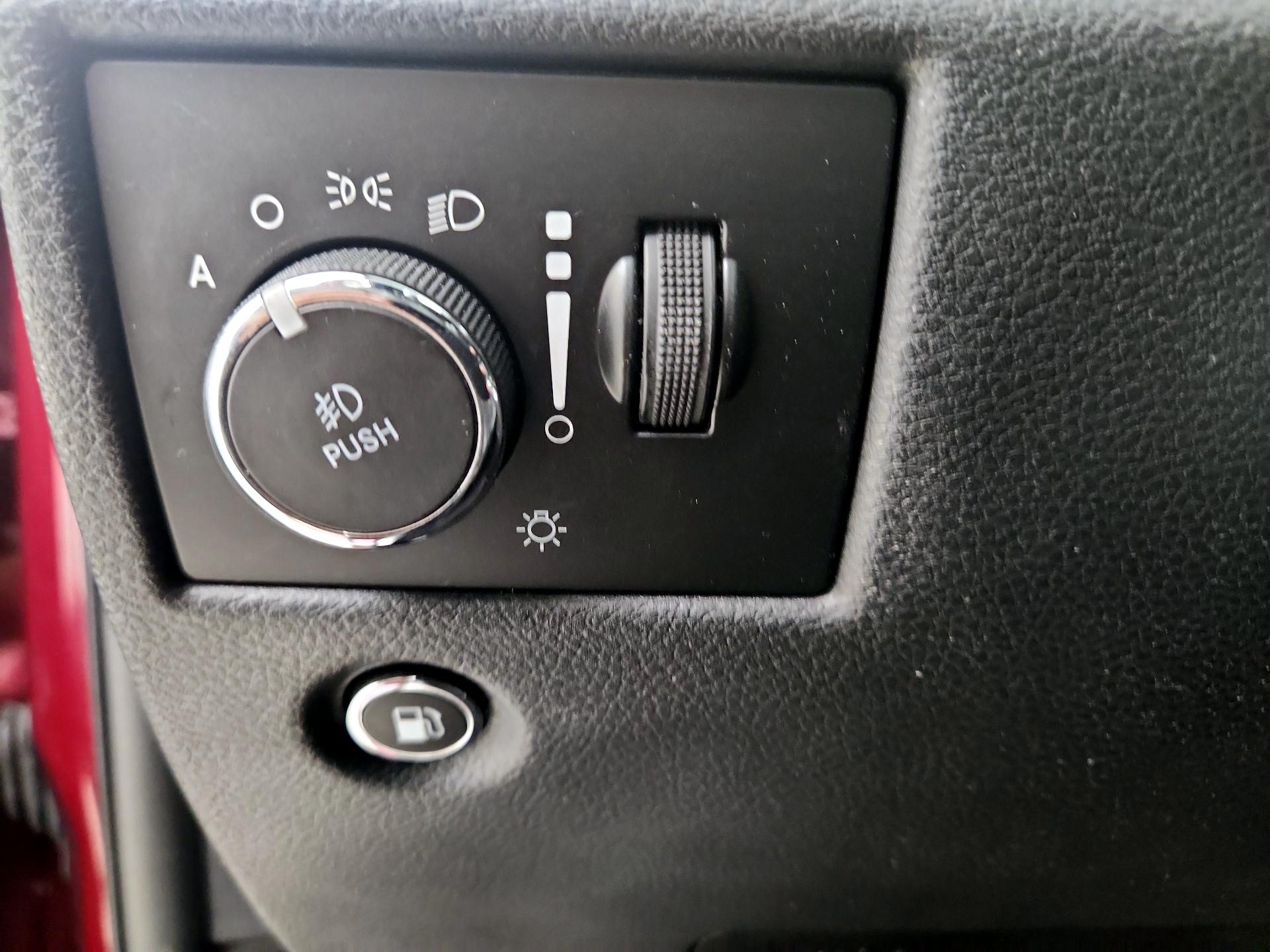 Thumbnail: 2018 Jeep Grand Cherokee - 13