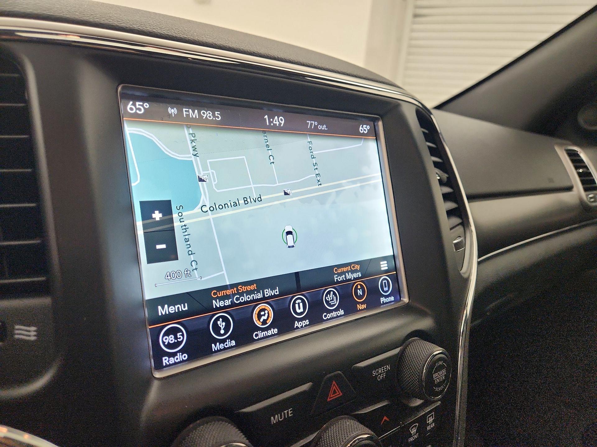 Thumbnail: 2018 Jeep Grand Cherokee - 14