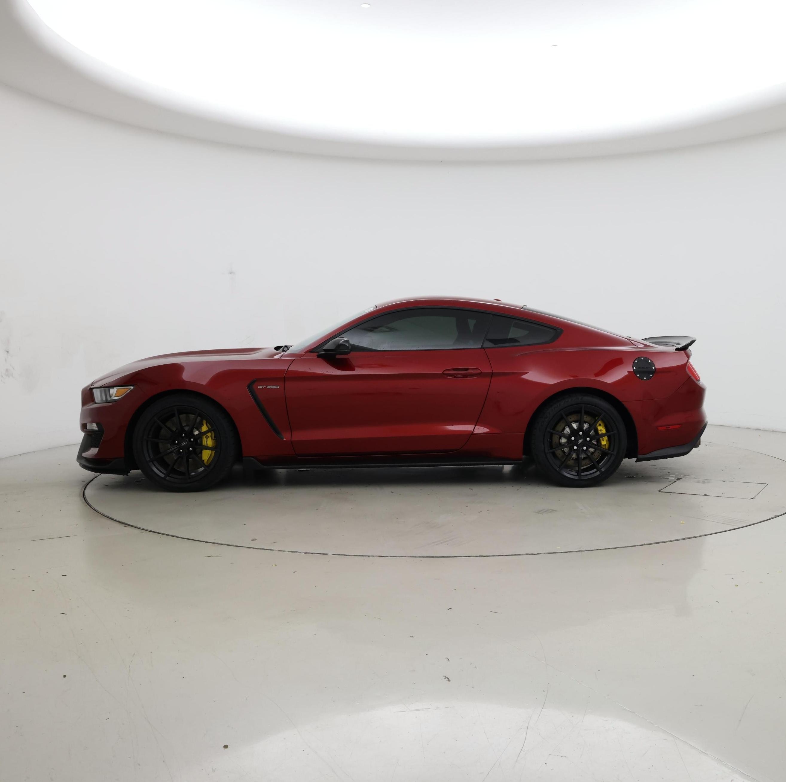 Thumbnail: 2017 Ford Mustang - 3