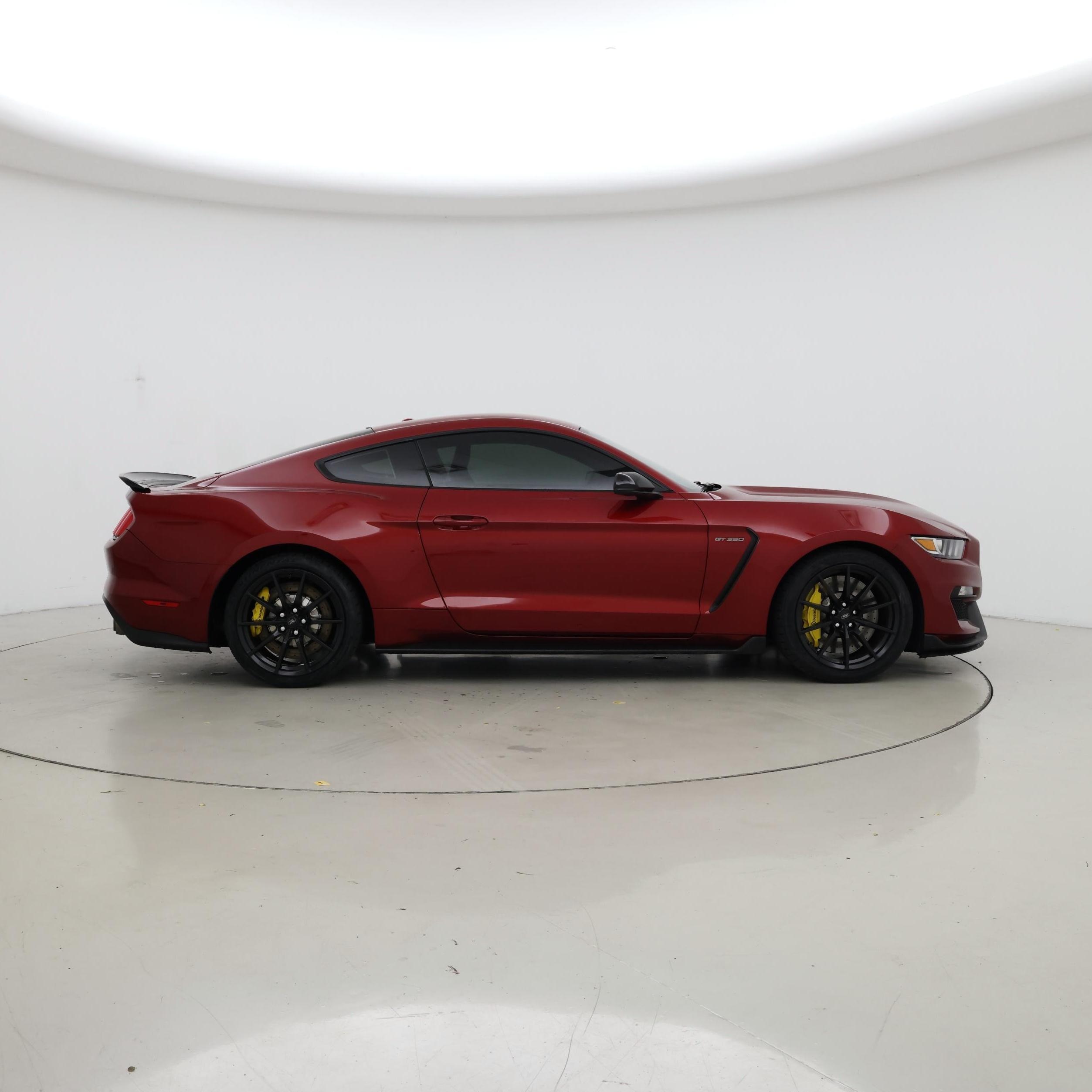 Thumbnail: 2017 Ford Mustang - 7