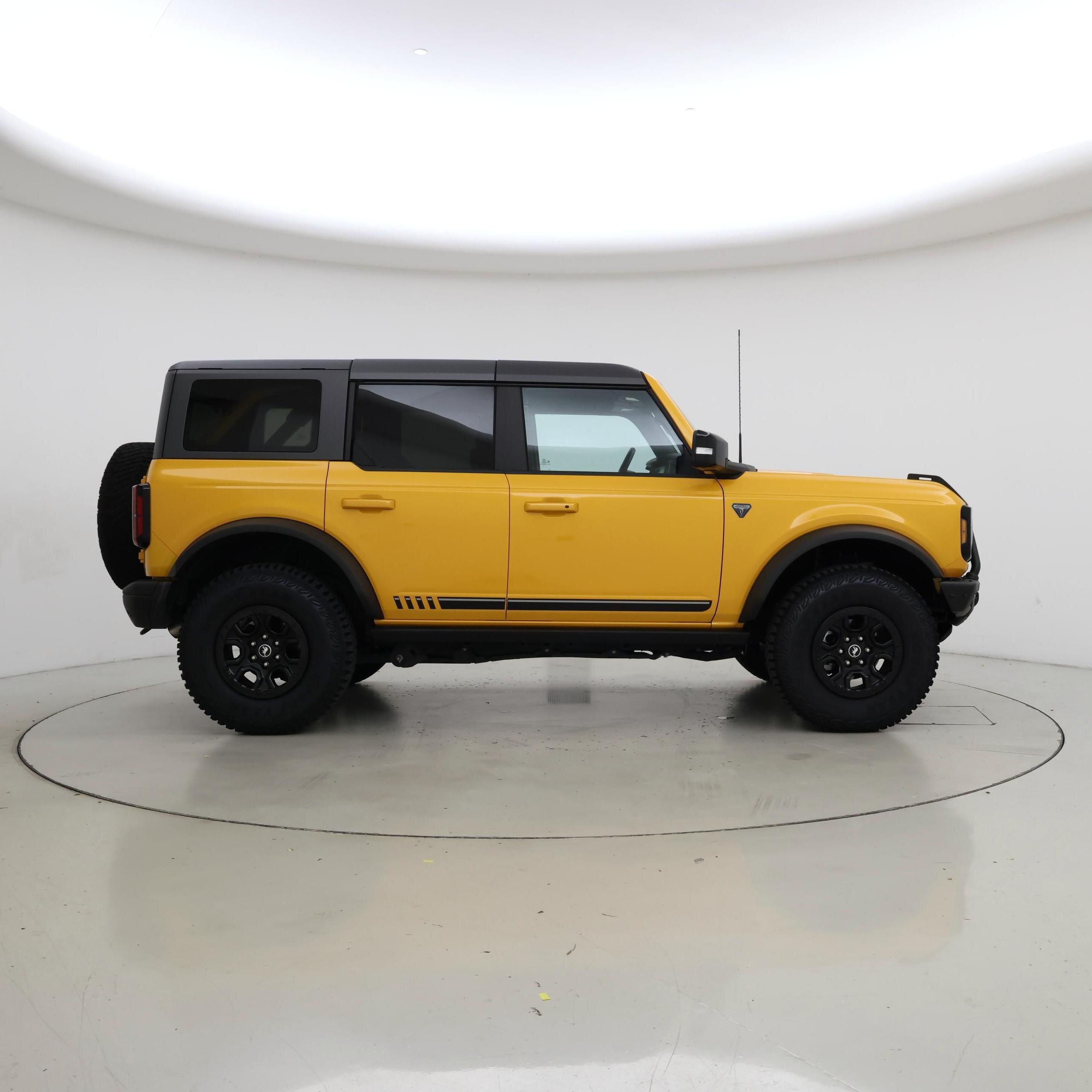Thumbnail: 2021 Ford Bronco - 7
