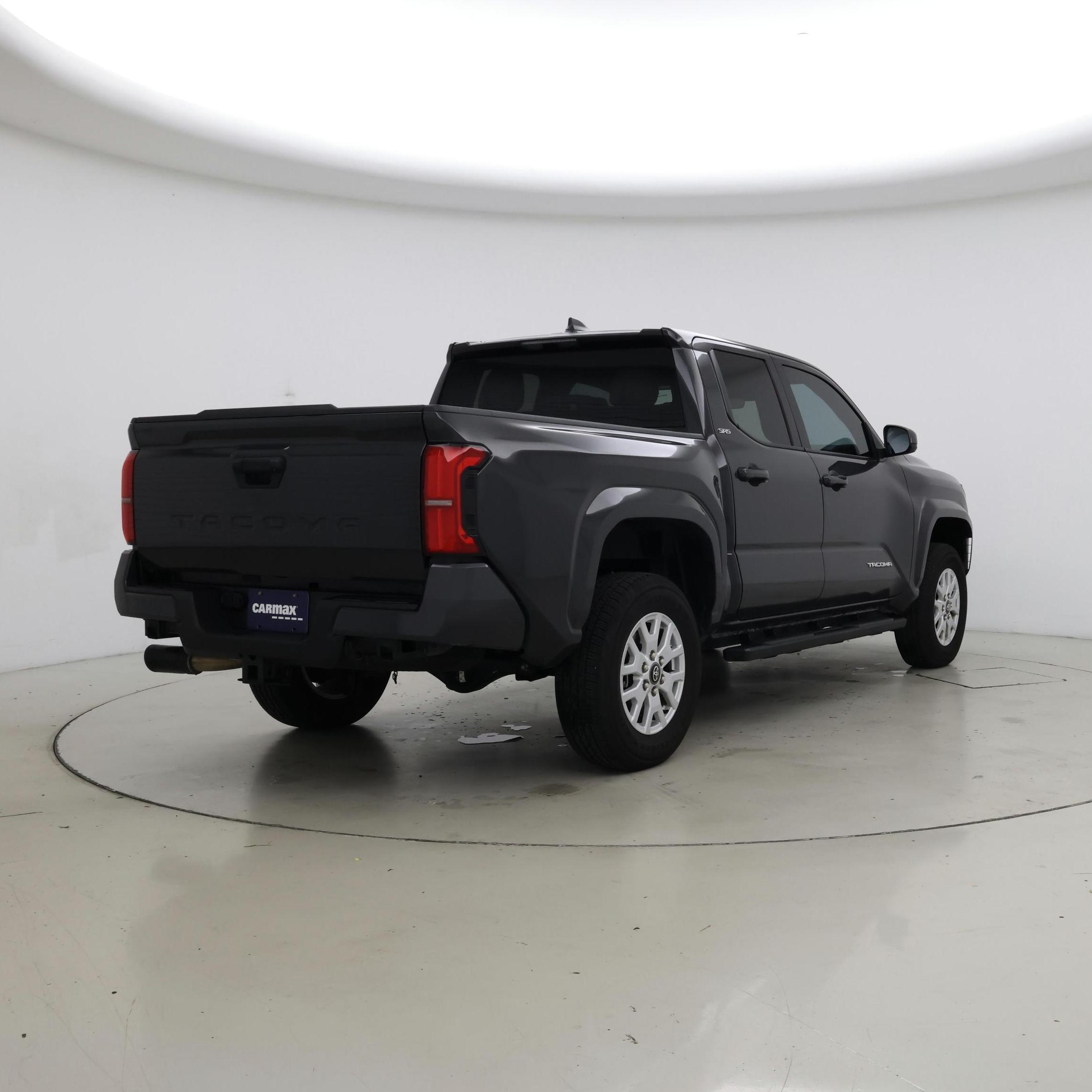 Thumbnail: 2024 Toyota Tacoma - 8