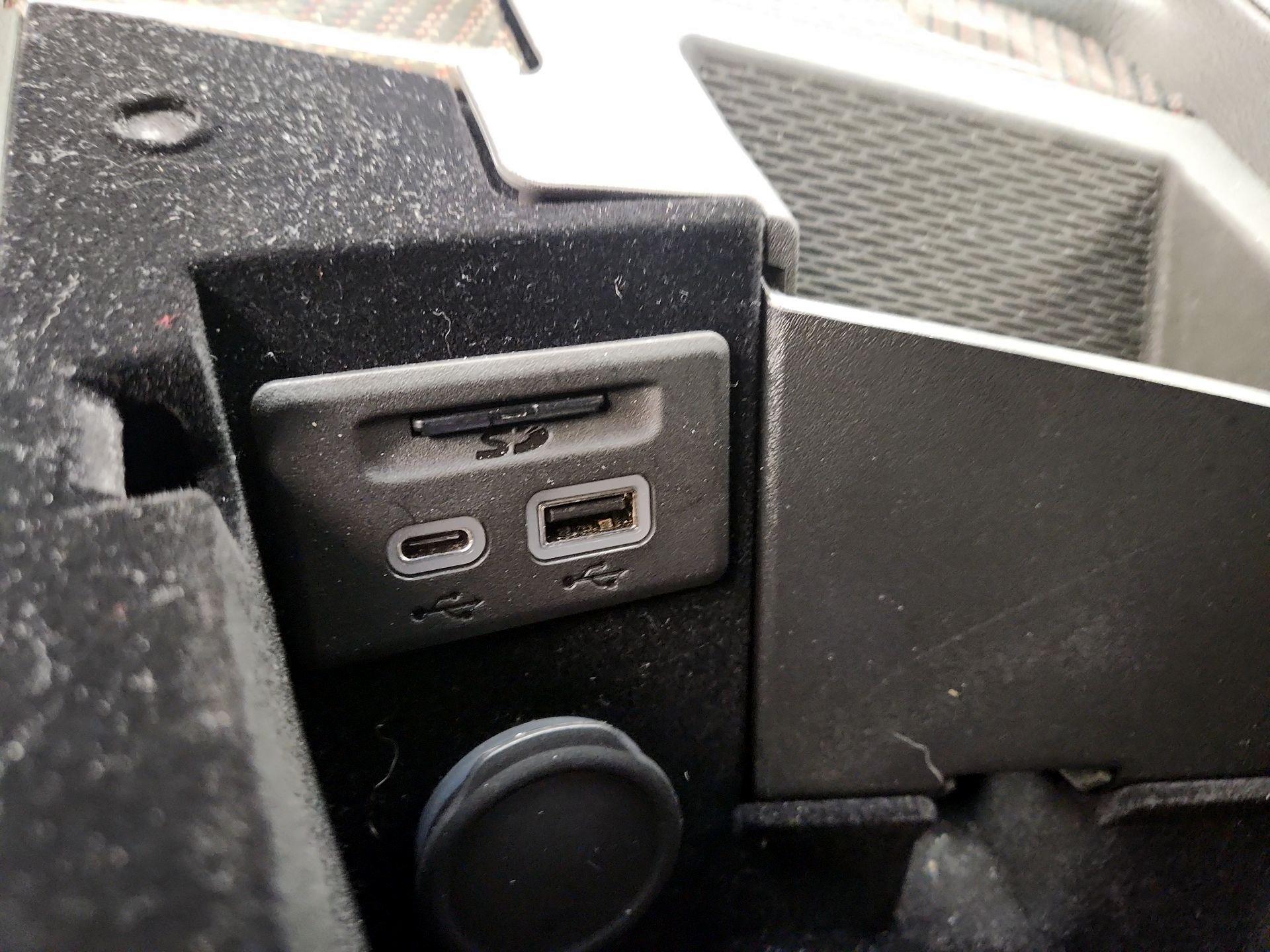 Thumbnail: 2024 Cadillac CT5 - 19