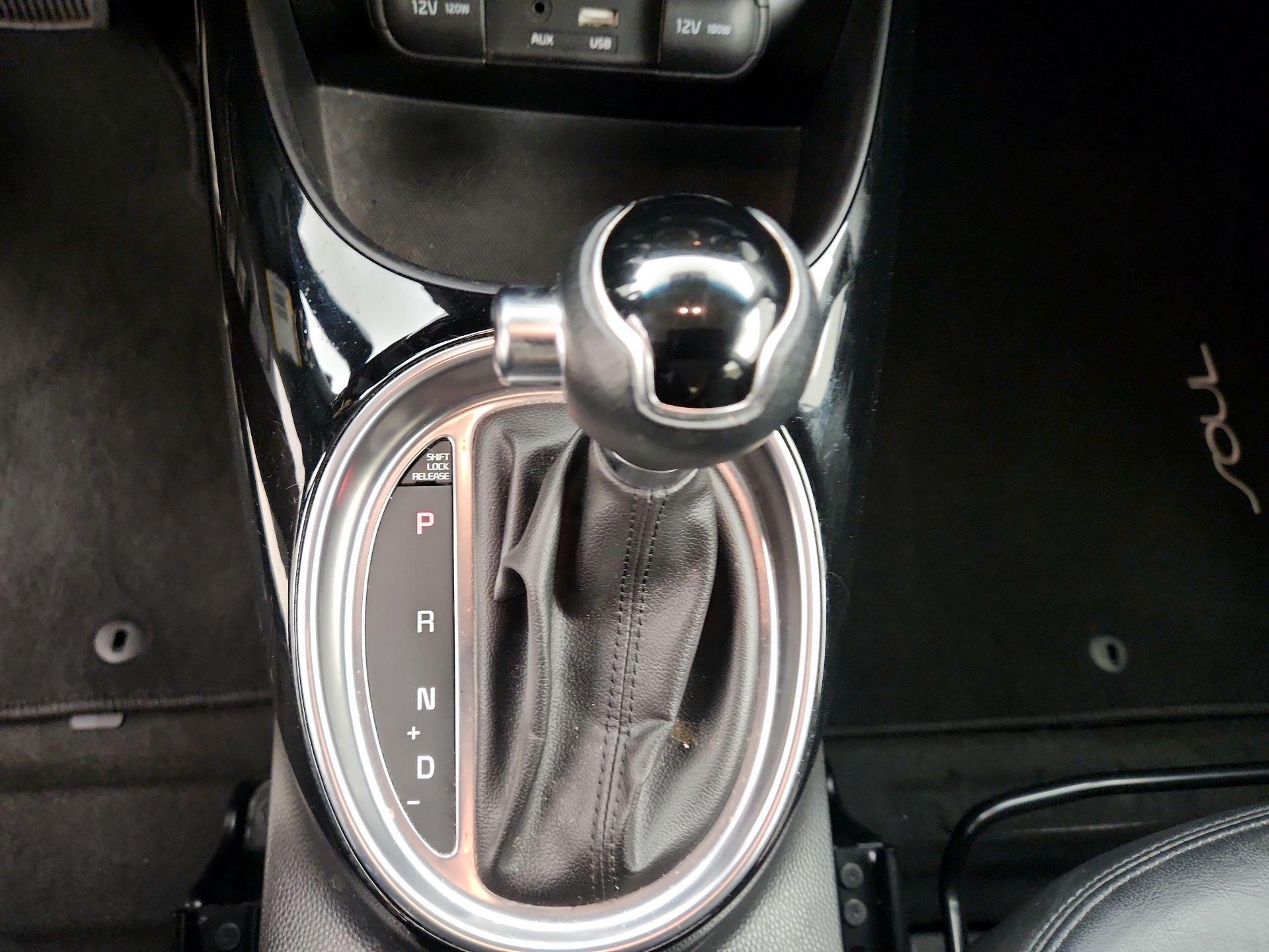 Thumbnail: 2016 Kia Soul - 17