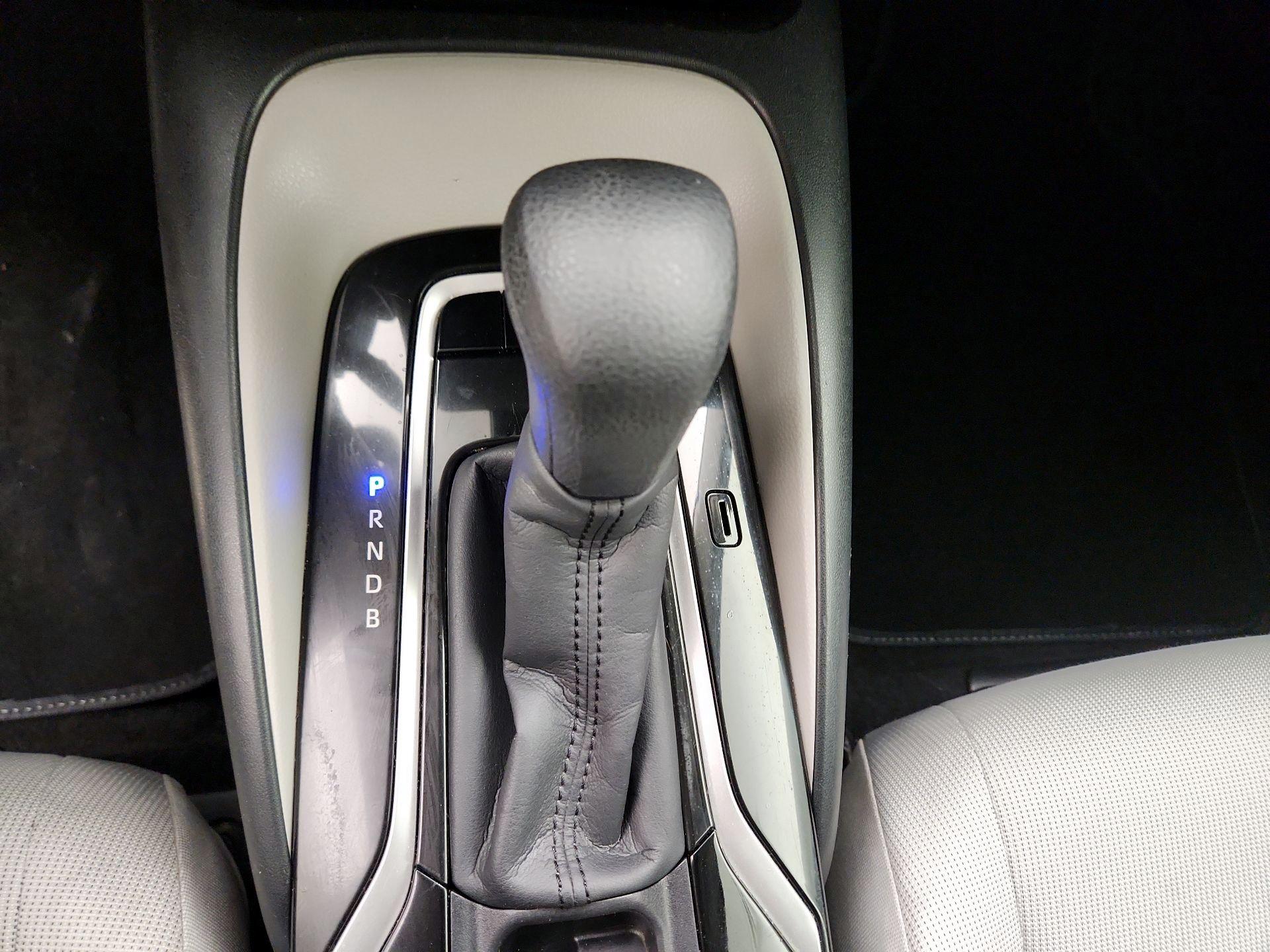 Thumbnail: 2021 Toyota Corolla - 17