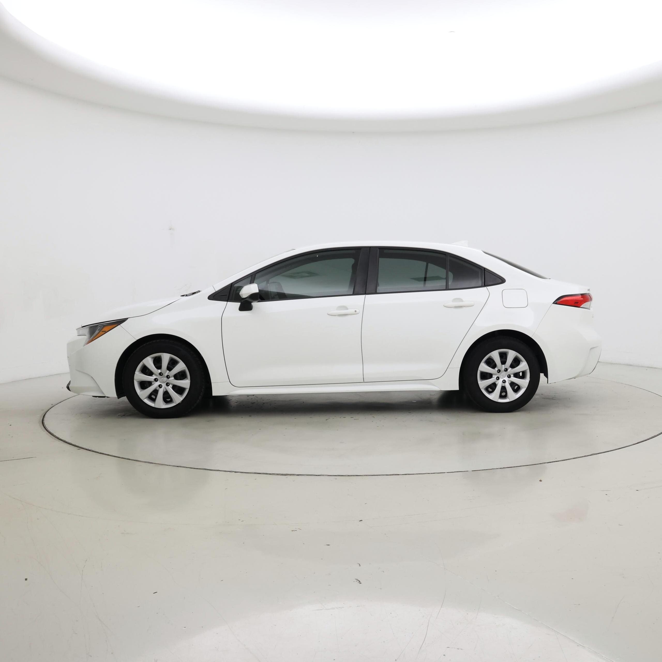 Thumbnail: 2021 Toyota Corolla - 3