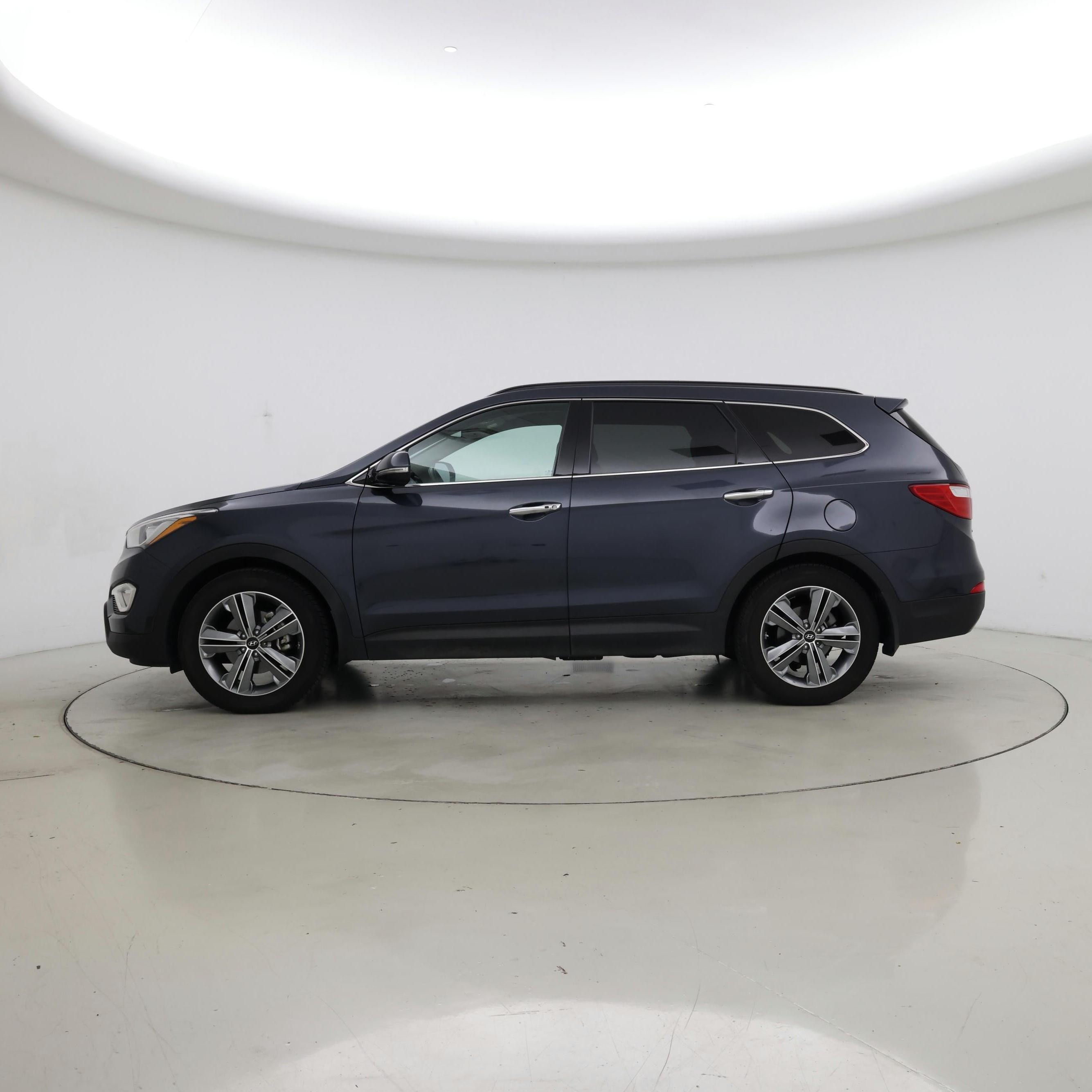 Thumbnail: 2015 Hyundai Santa Fe - 3