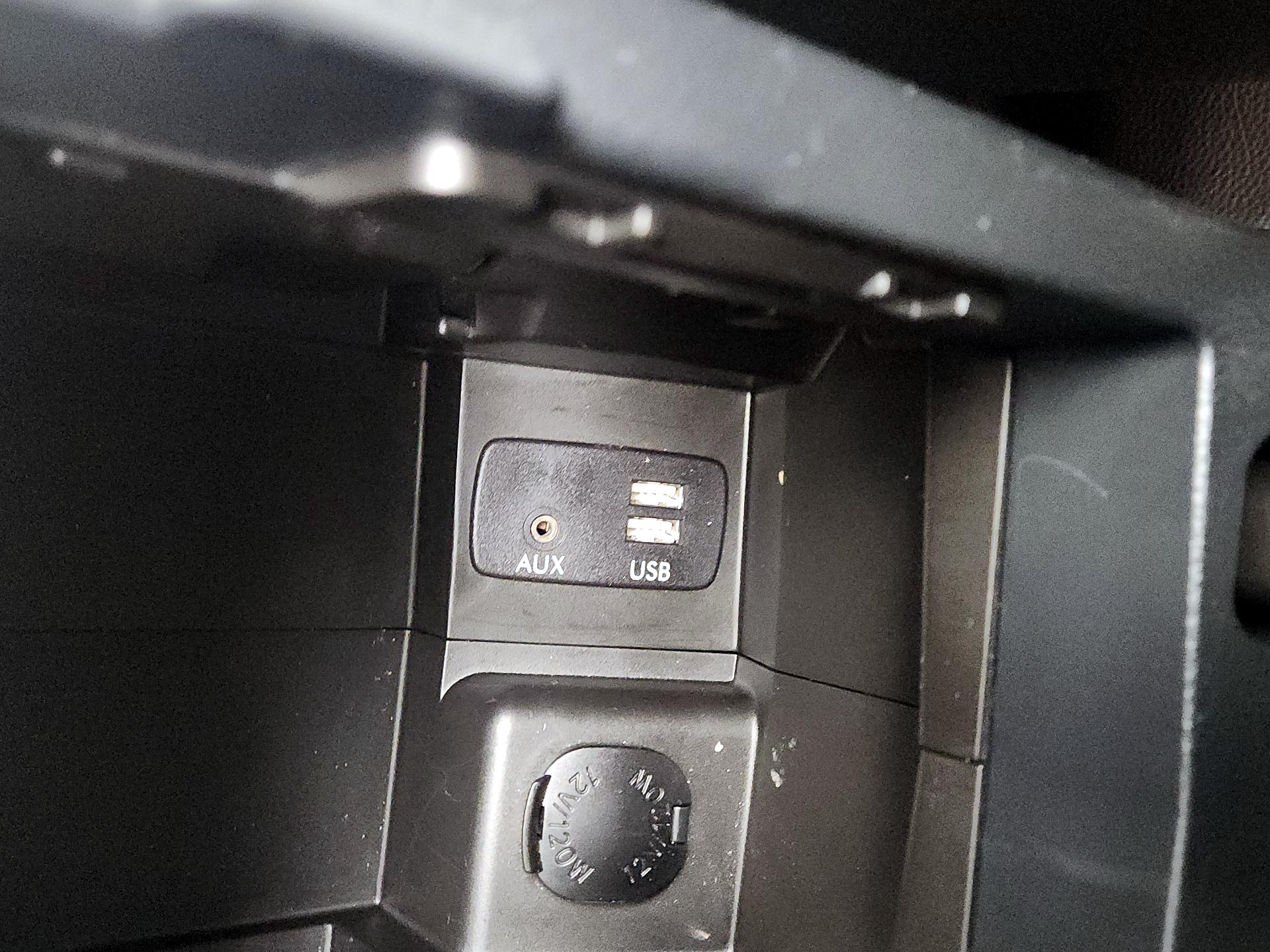 Thumbnail: 2017 Subaru Crosstrek - 18