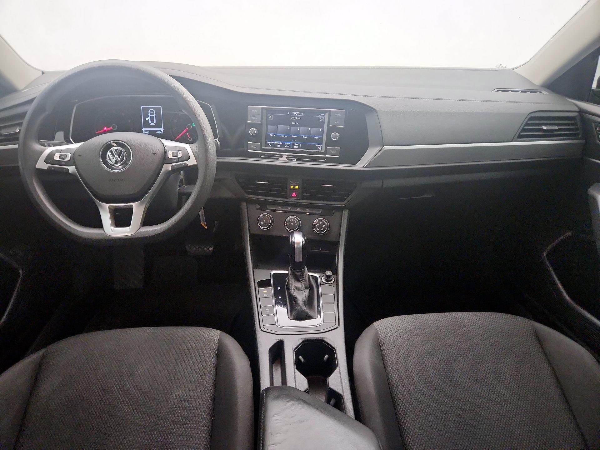 Thumbnail: 2021 Volkswagen Jetta - 9