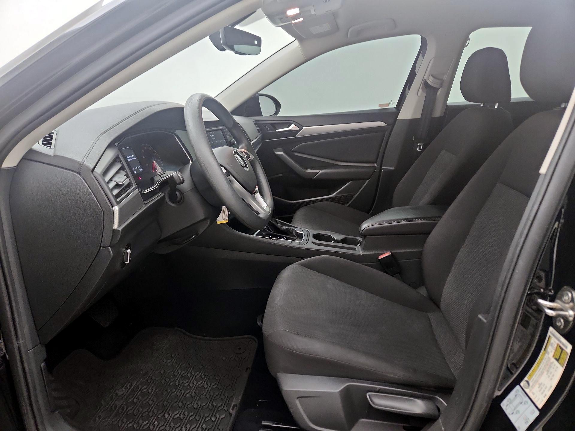 Thumbnail: 2021 Volkswagen Jetta - 11