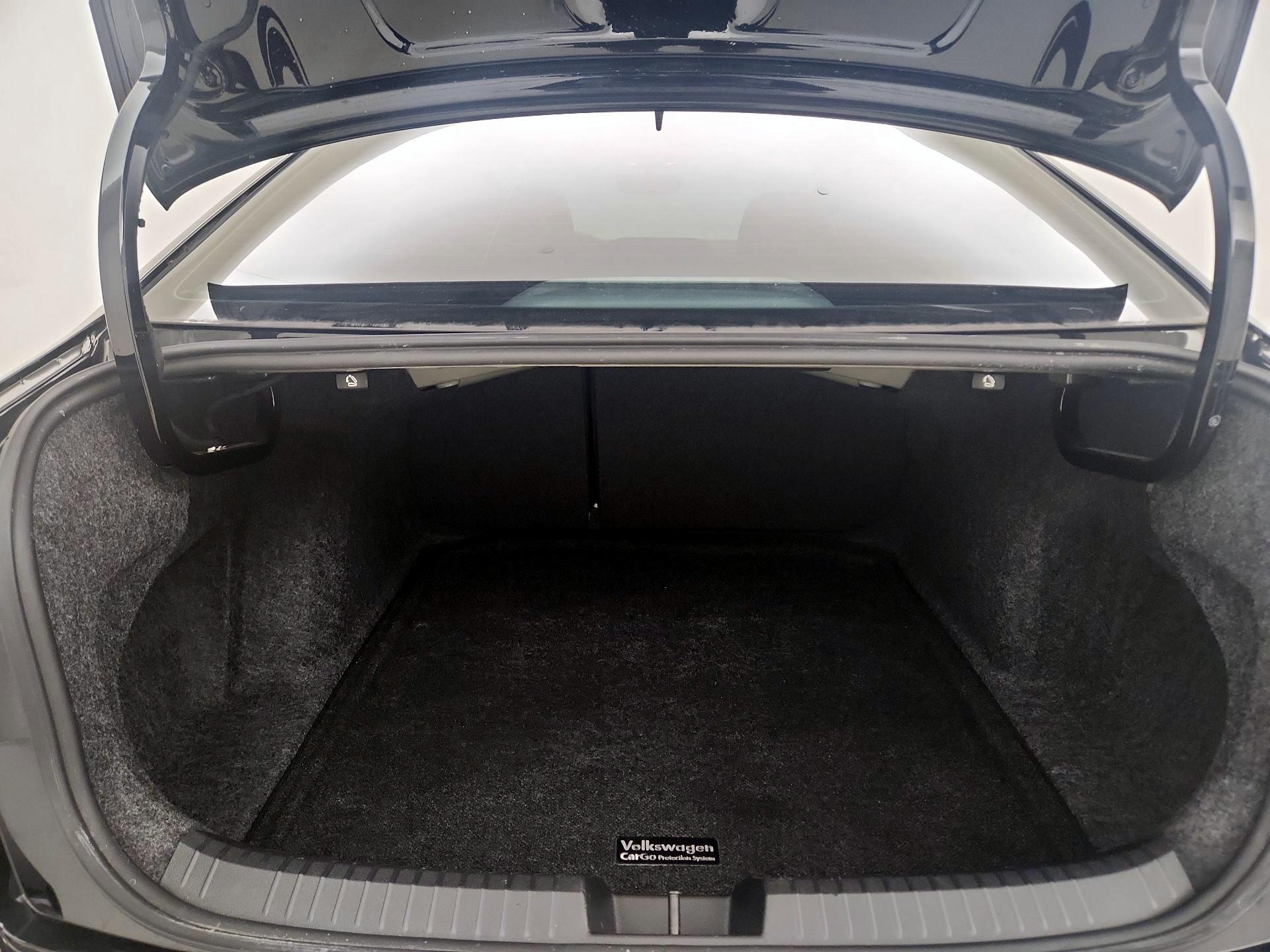 Thumbnail: 2021 Volkswagen Jetta - 20