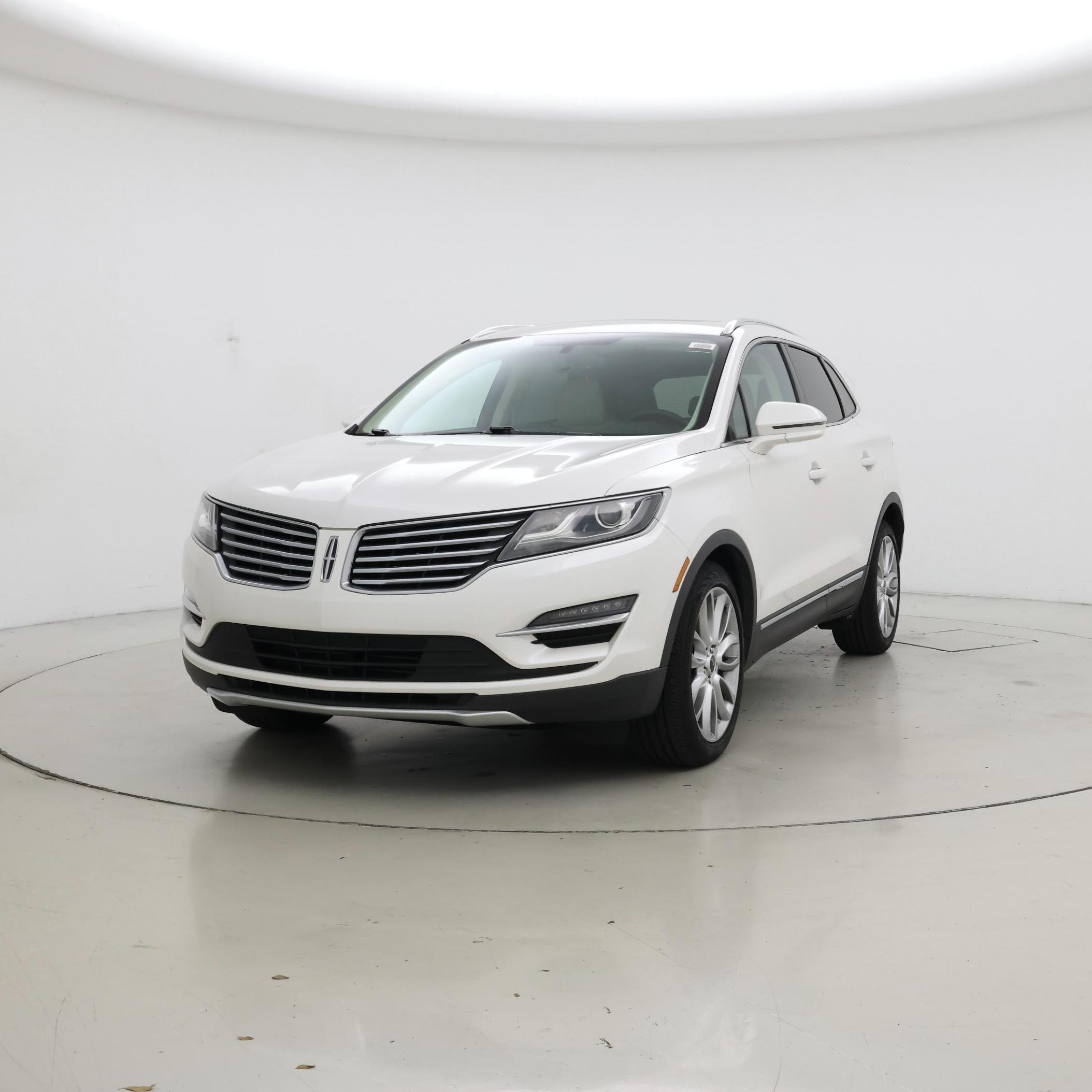 Thumbnail: 2015 Lincoln MKC - 4