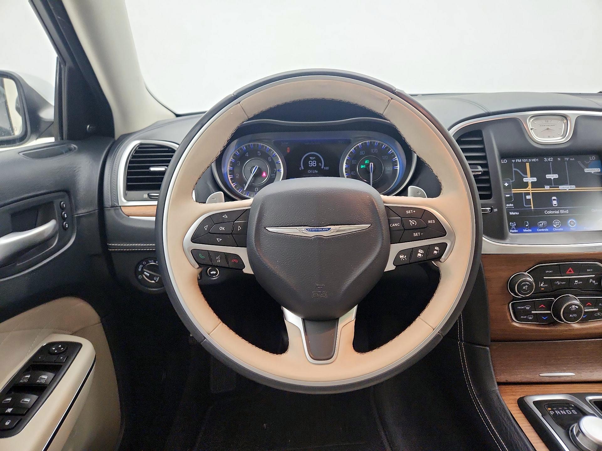 Thumbnail: 2015 Chrysler 300 - 10