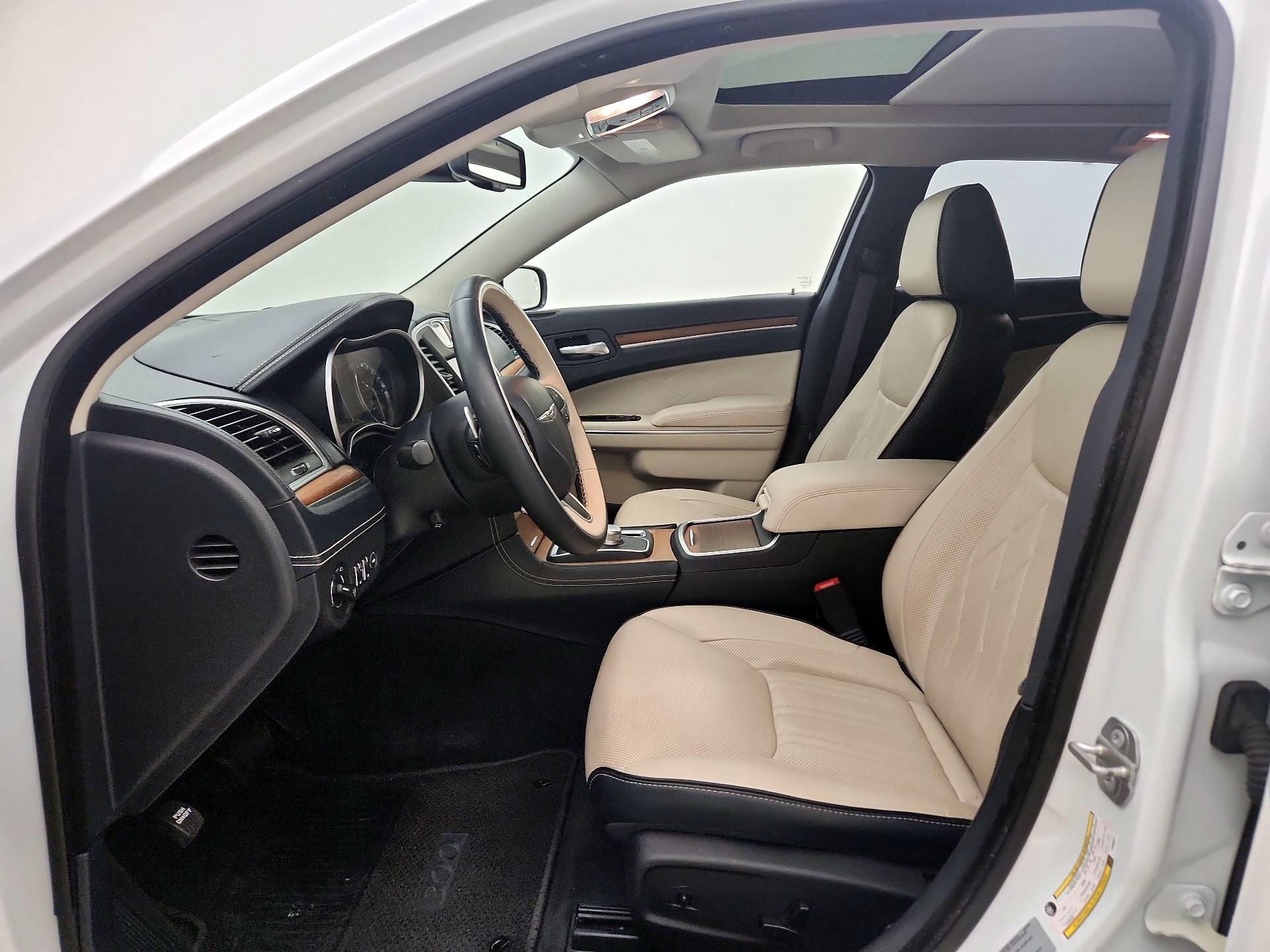 Thumbnail: 2015 Chrysler 300 - 11