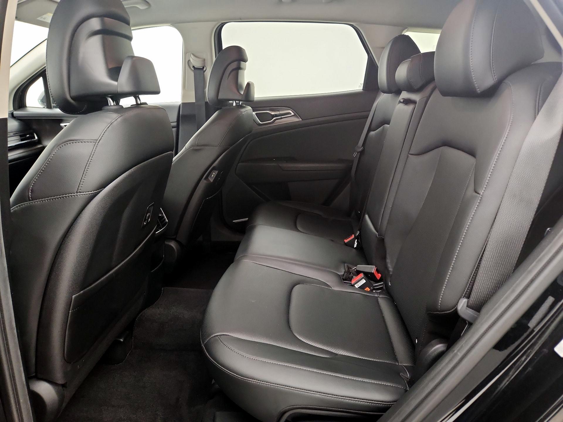 Thumbnail: 2023 Kia Sportage - 20
