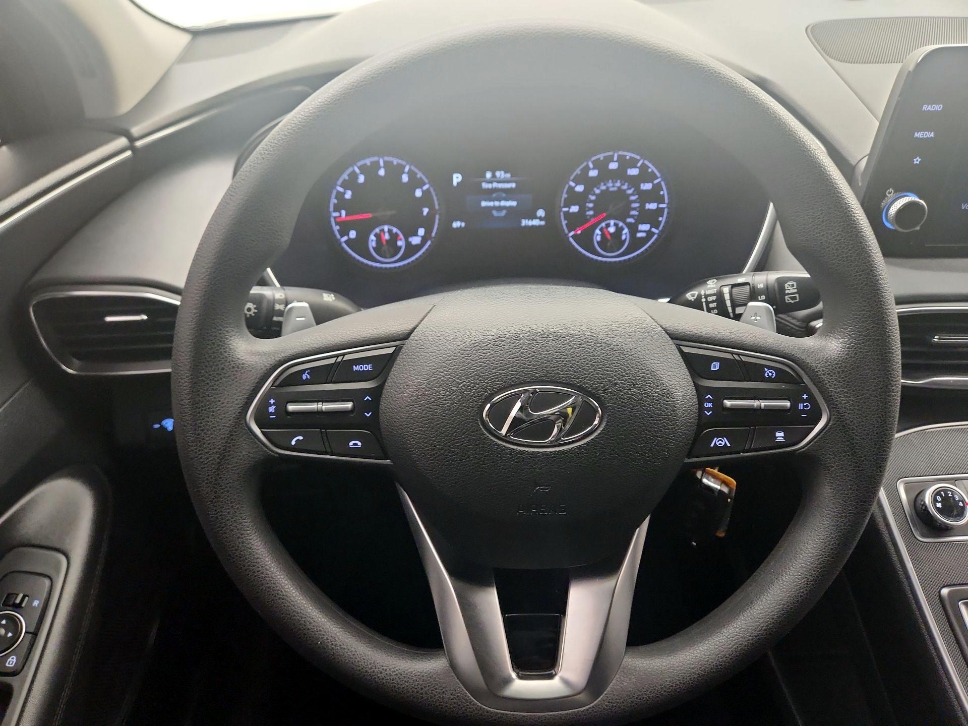 Thumbnail: 2022 Hyundai Santa Fe - 10