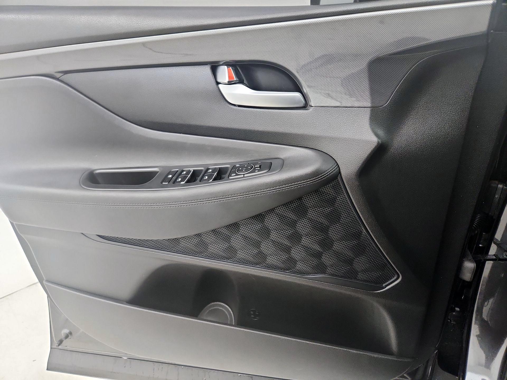 Thumbnail: 2022 Hyundai Santa Fe - 12