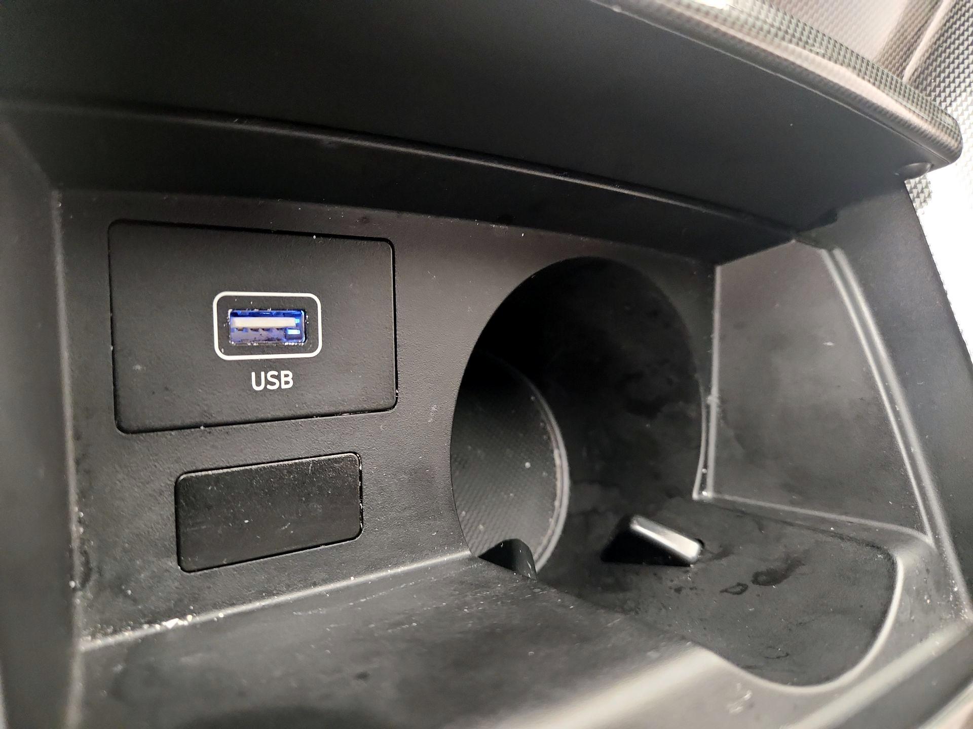 Thumbnail: 2022 Hyundai Santa Fe - 18