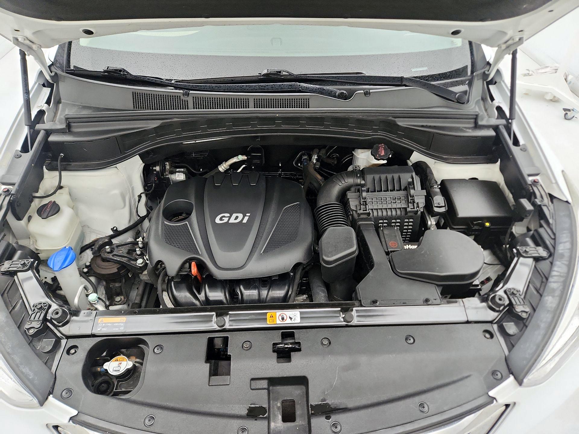 Thumbnail: 2016 Hyundai Santa Fe - 20