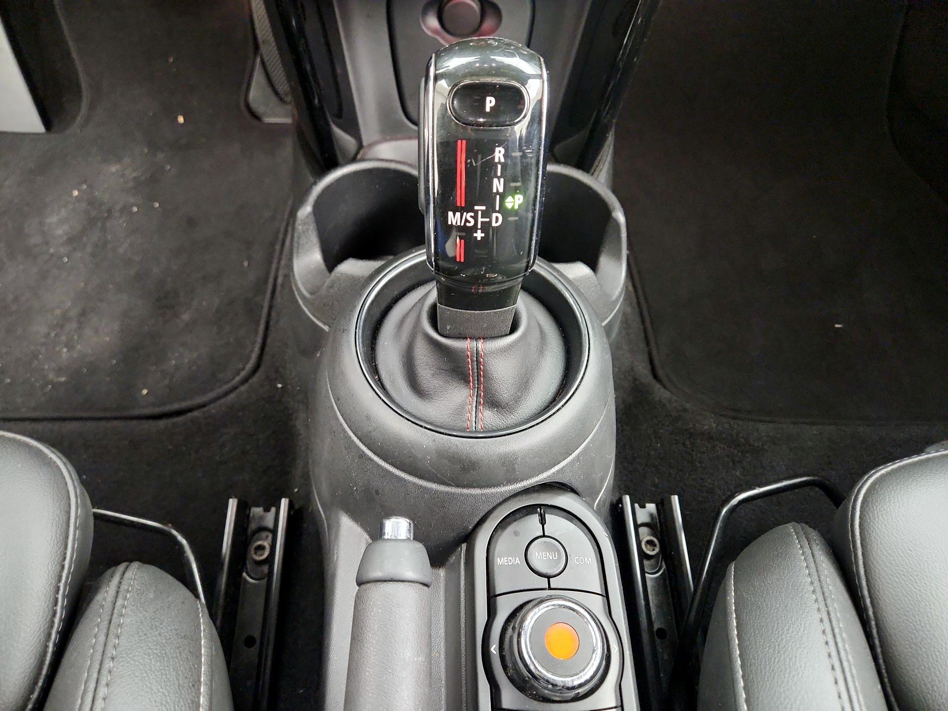 Thumbnail: 2020 MINI Cooper - 17