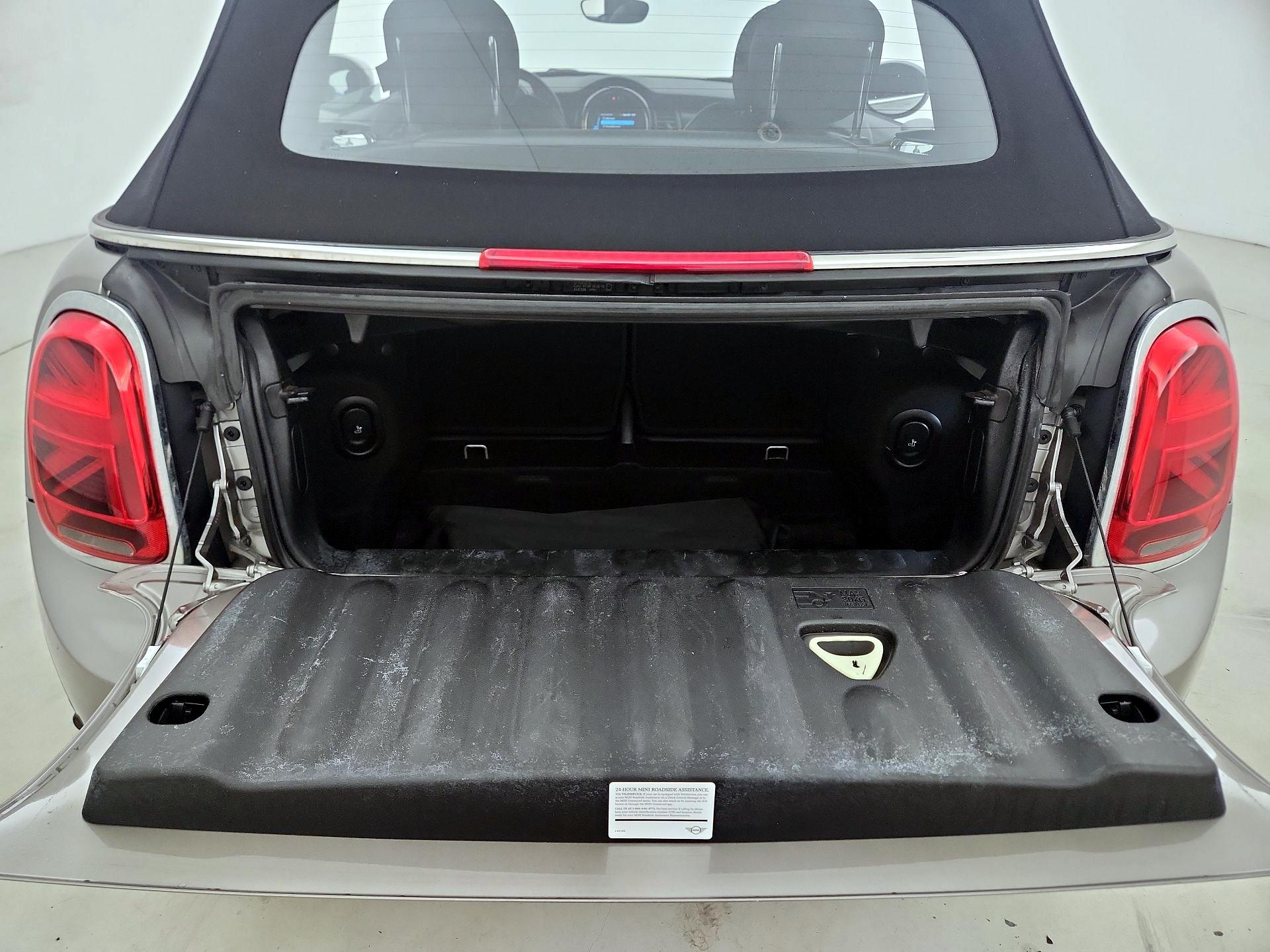 Thumbnail: 2020 MINI Cooper - 20