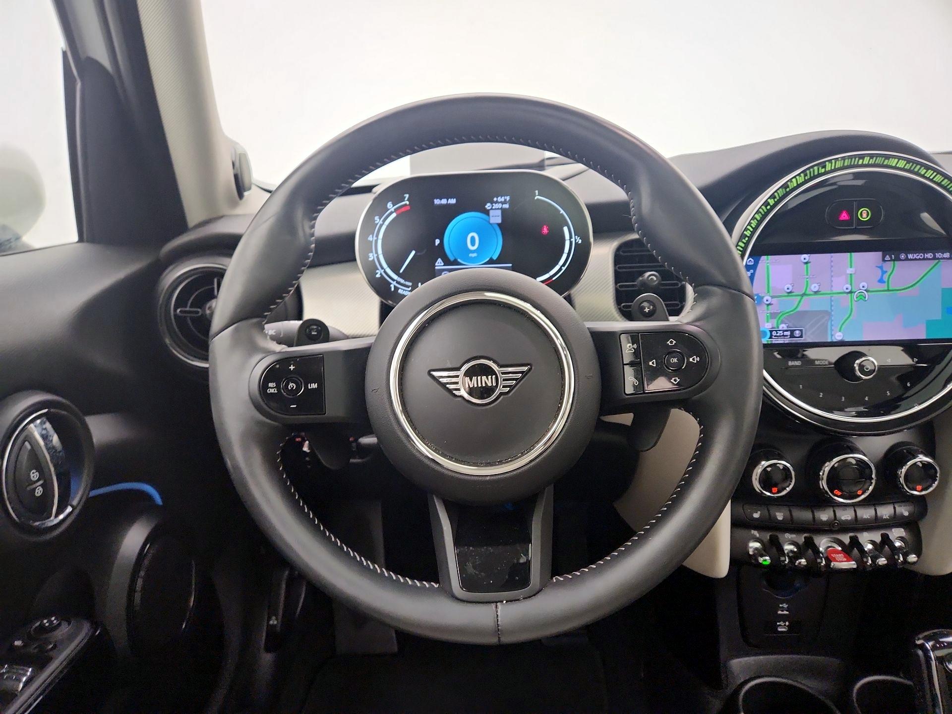 Thumbnail: 2022 MINI Cooper Hardtop - 10