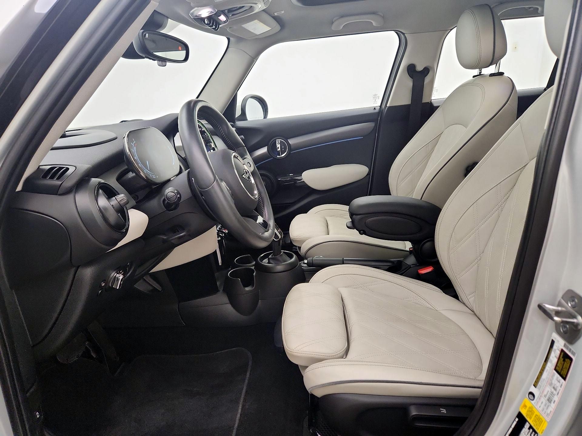 Thumbnail: 2022 MINI Cooper Hardtop - 11