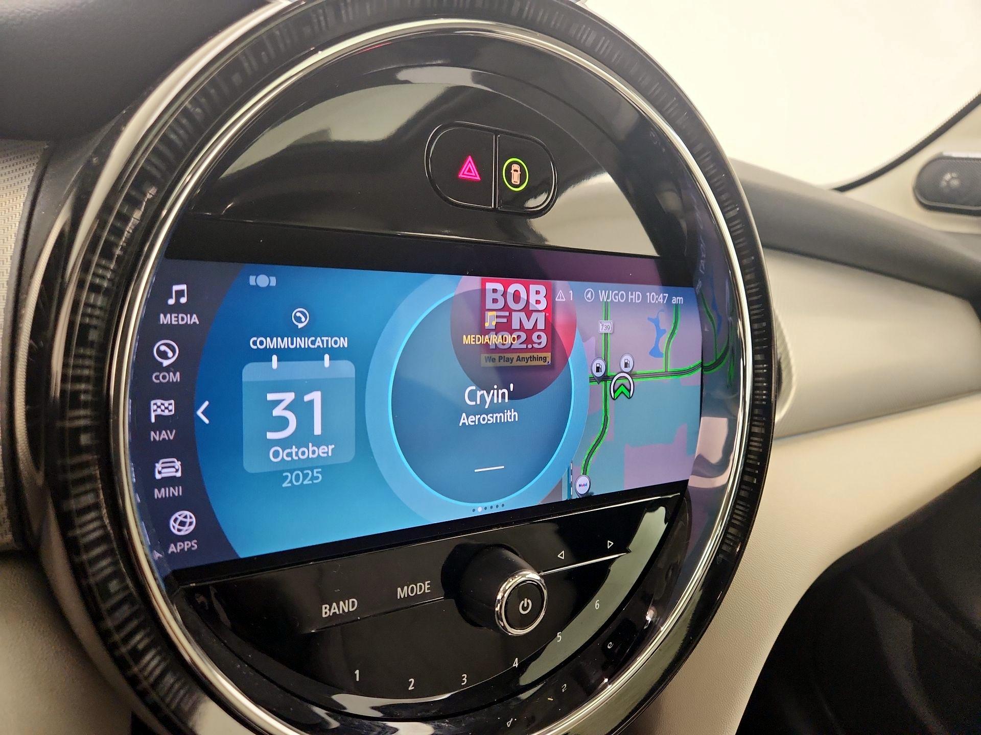 Thumbnail: 2022 MINI Cooper Hardtop - 16