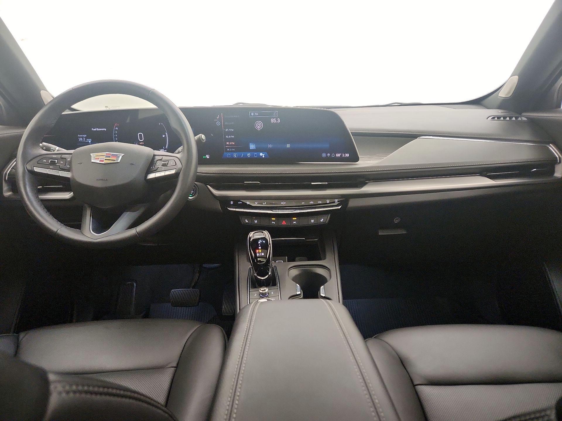 Thumbnail: 2024 Cadillac XT4 - 9