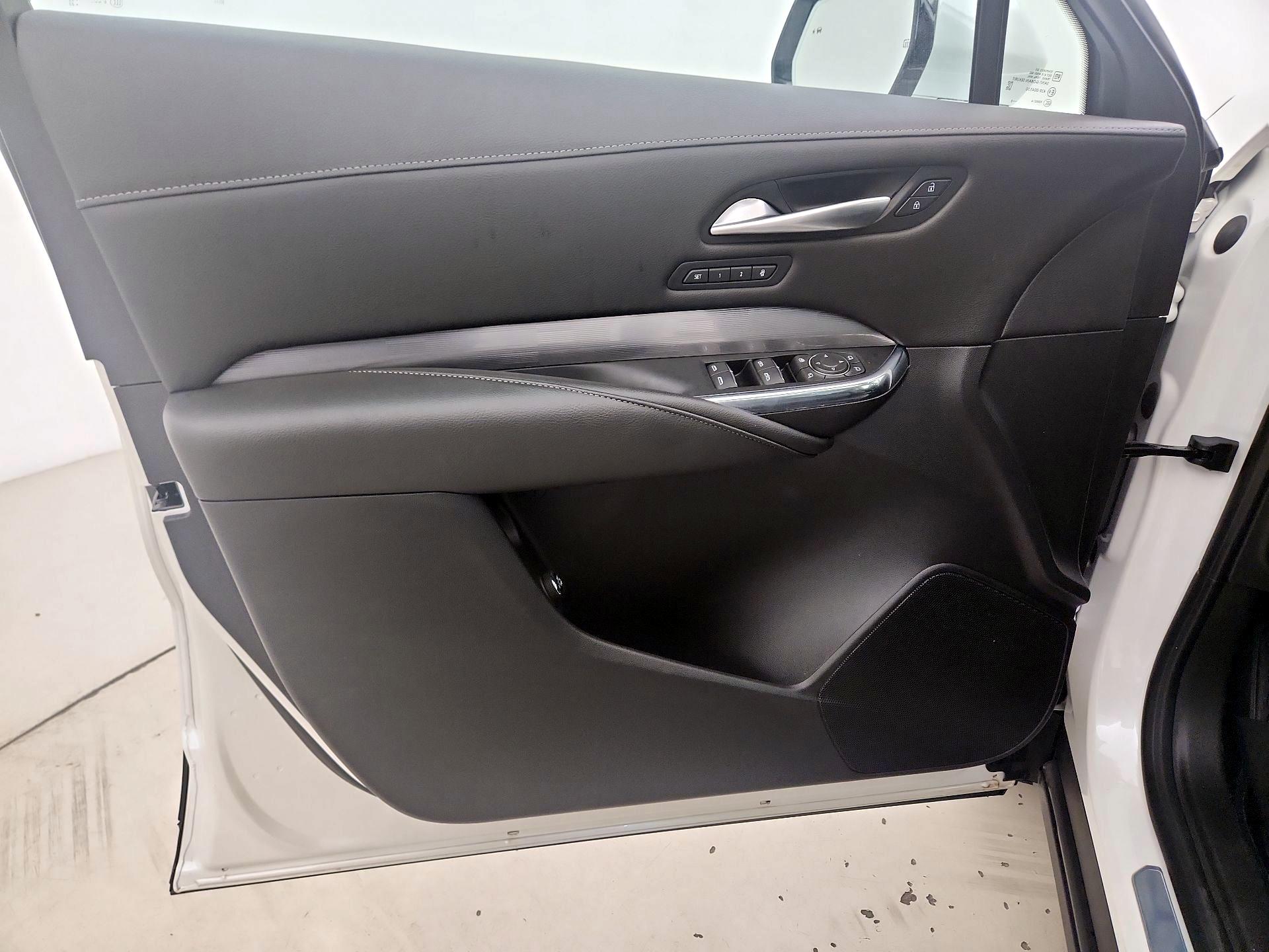 Thumbnail: 2024 Cadillac XT4 - 12