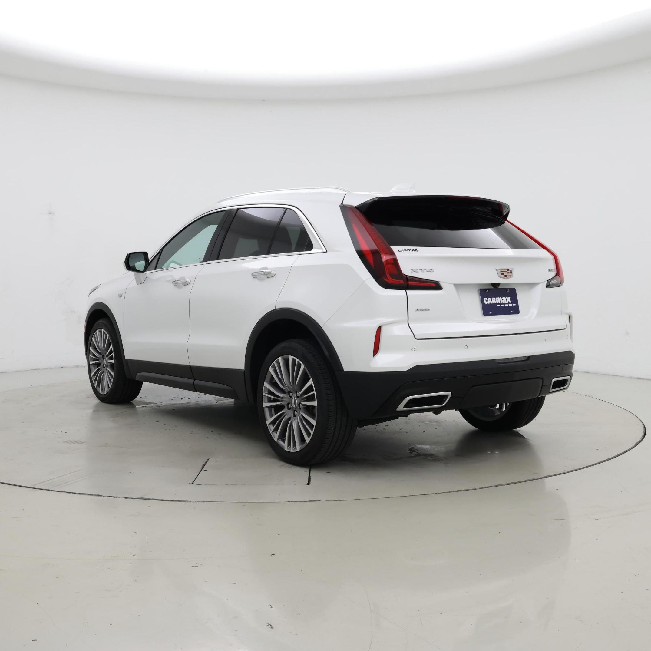 Thumbnail: 2024 Cadillac XT4 - 2