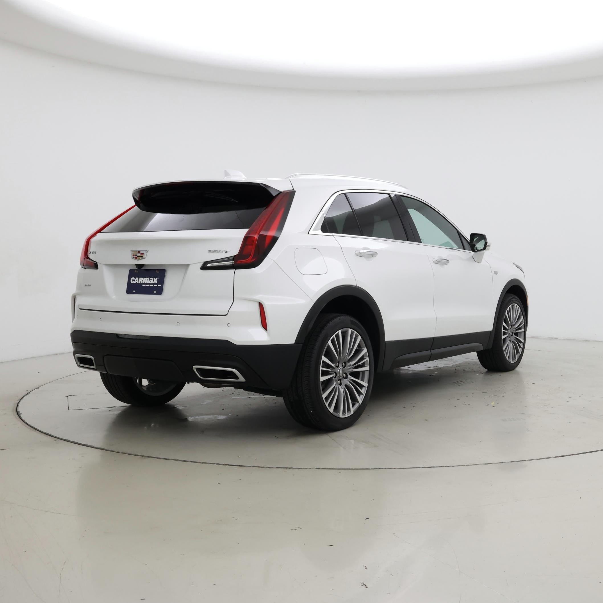 Thumbnail: 2024 Cadillac XT4 - 8