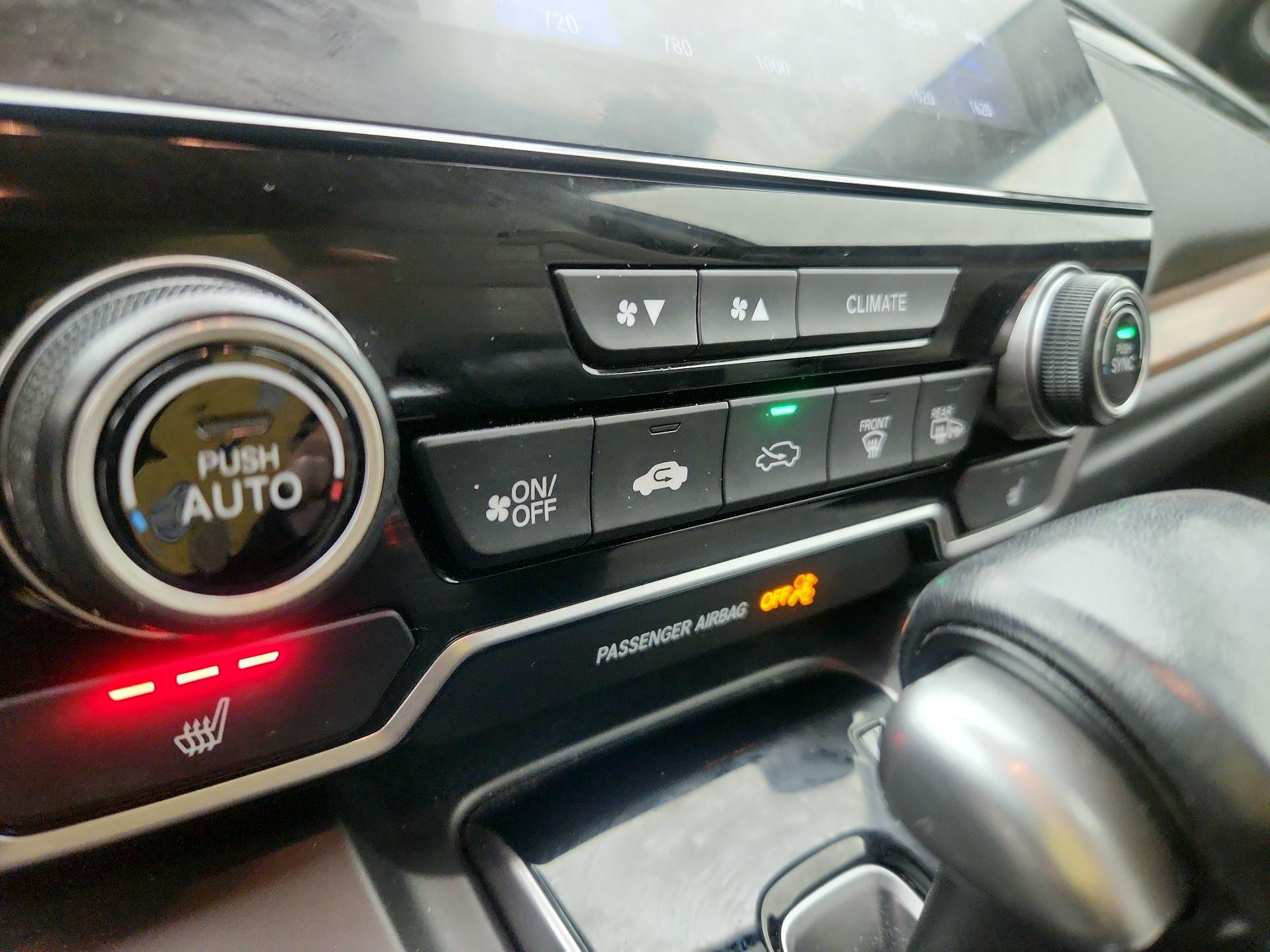 Thumbnail: 2018 Honda CR-V - 16