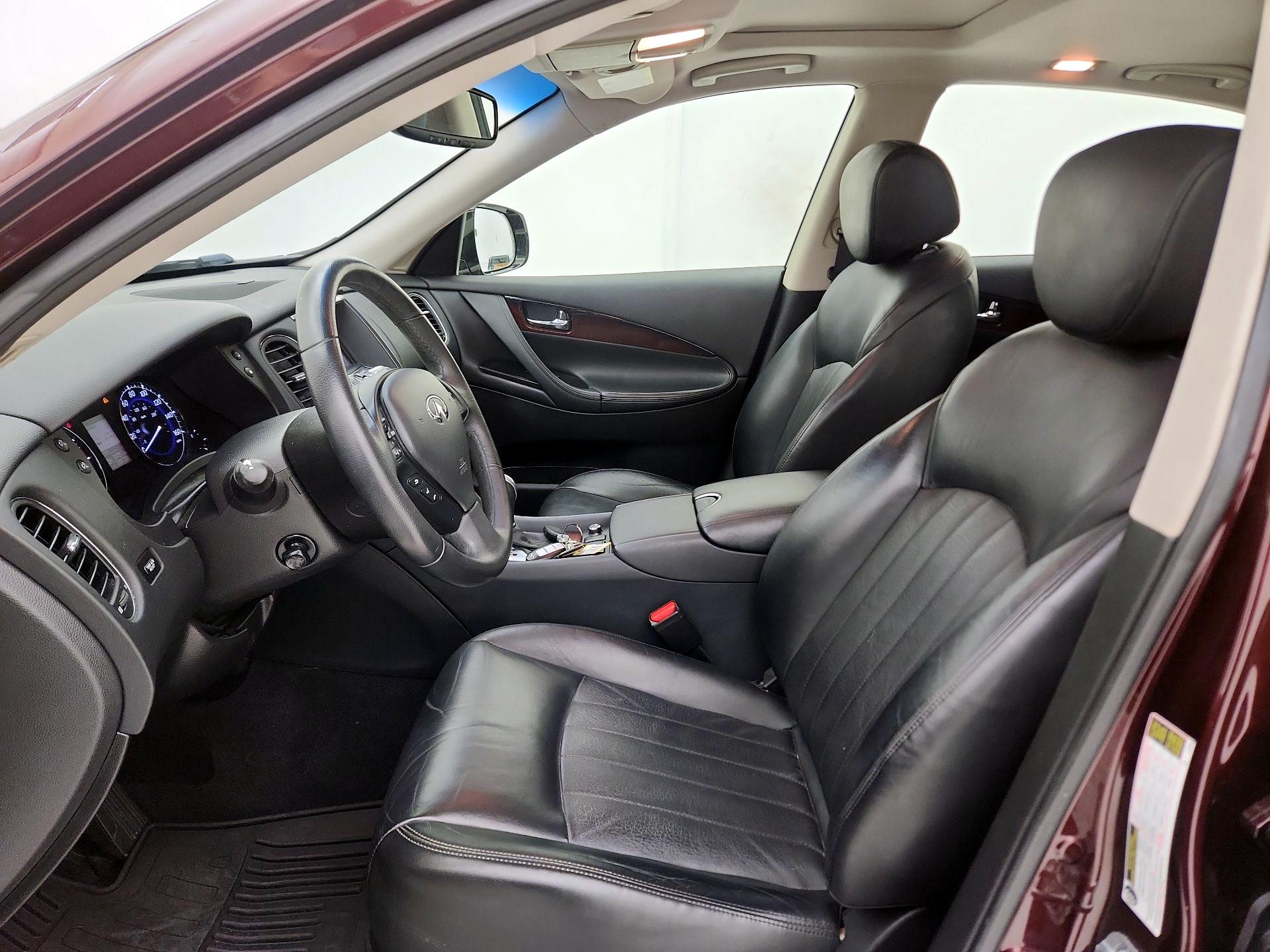 Thumbnail: 2017 INFINITI QX50 - 11