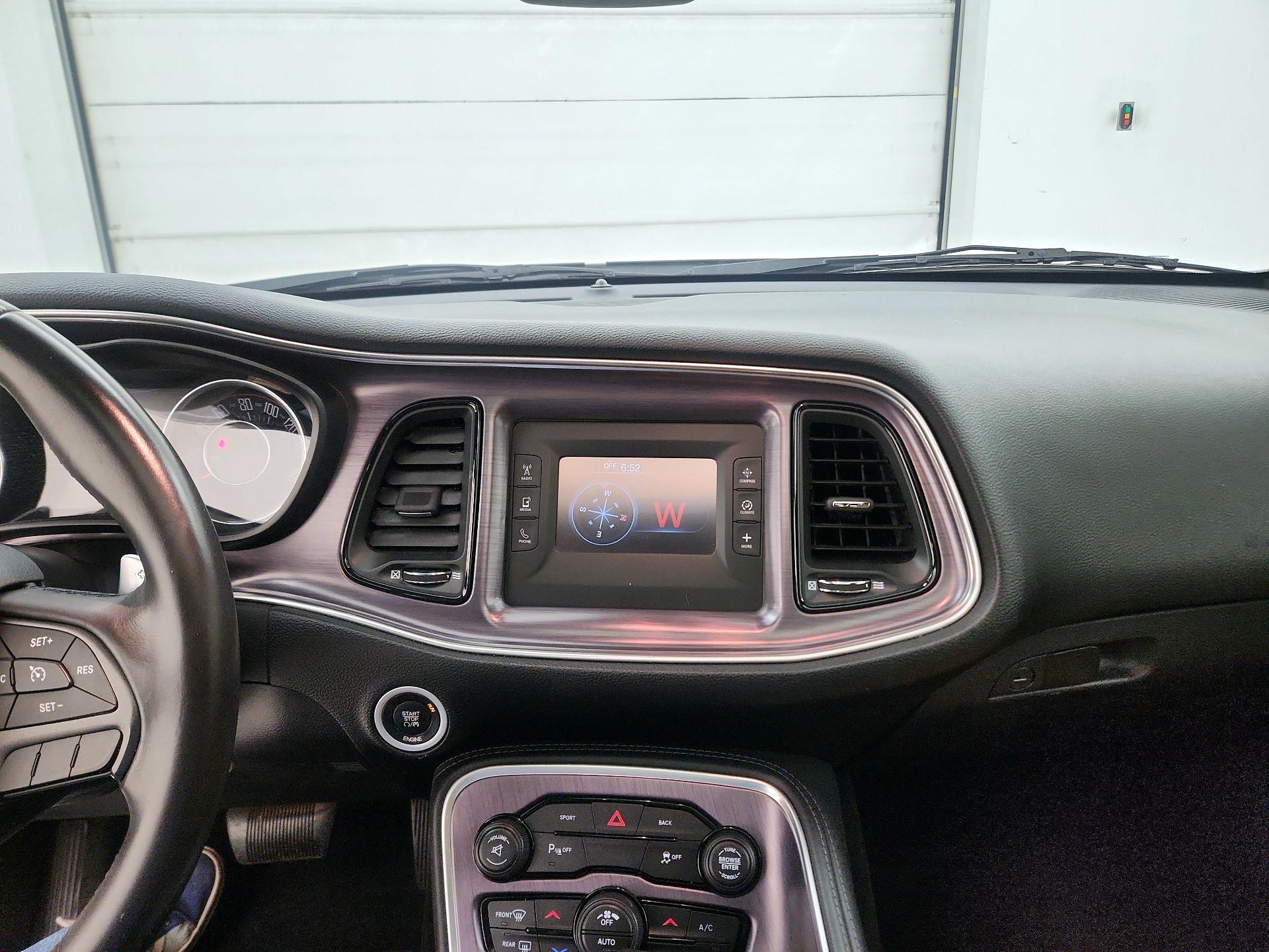 Thumbnail: 2015 Dodge Challenger - 9